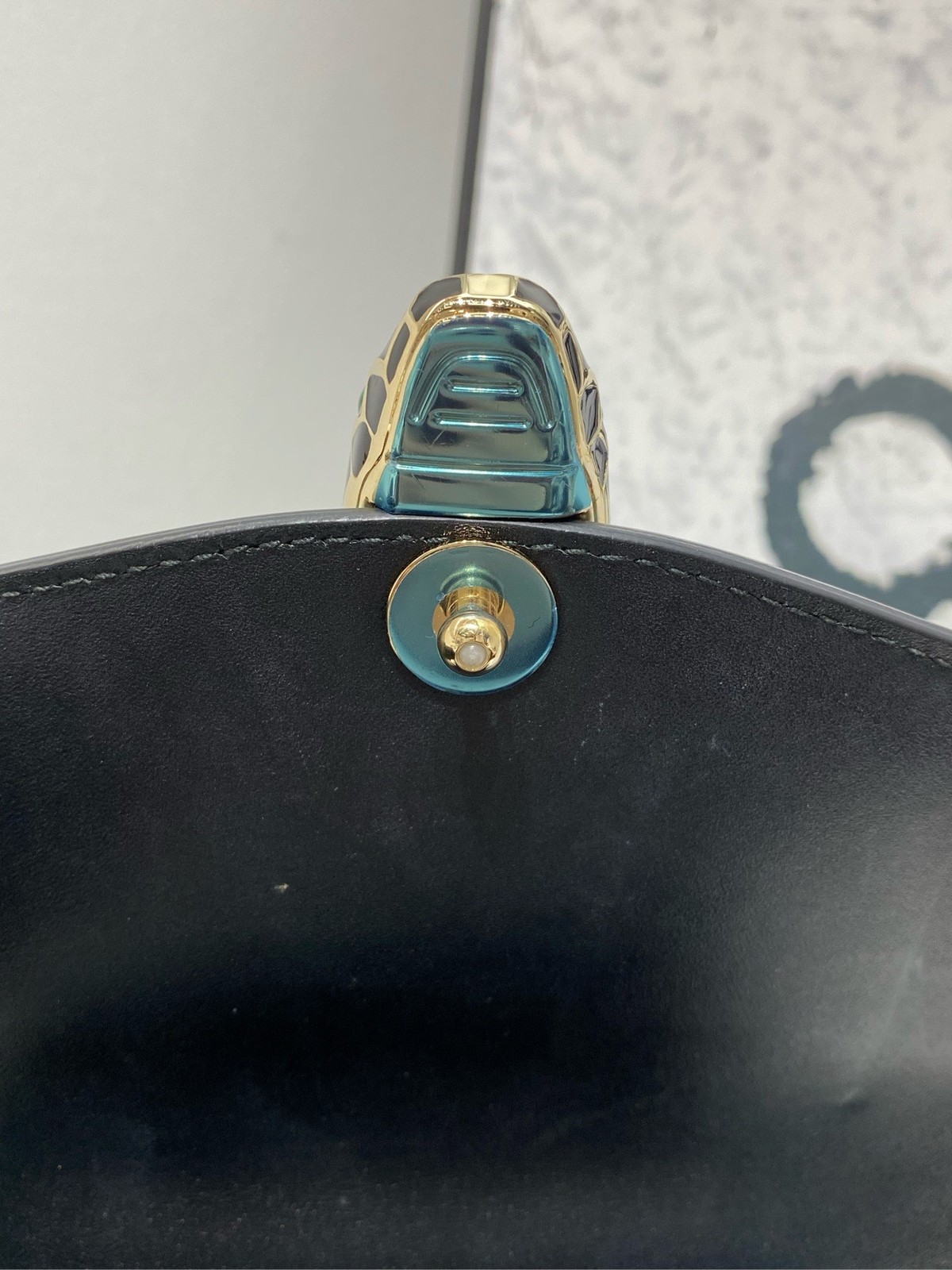 Bvlgari Pre-Owned Authentic Satchel Blue 18*16*9.5 cm – 7.1*6.3*3.7 inches