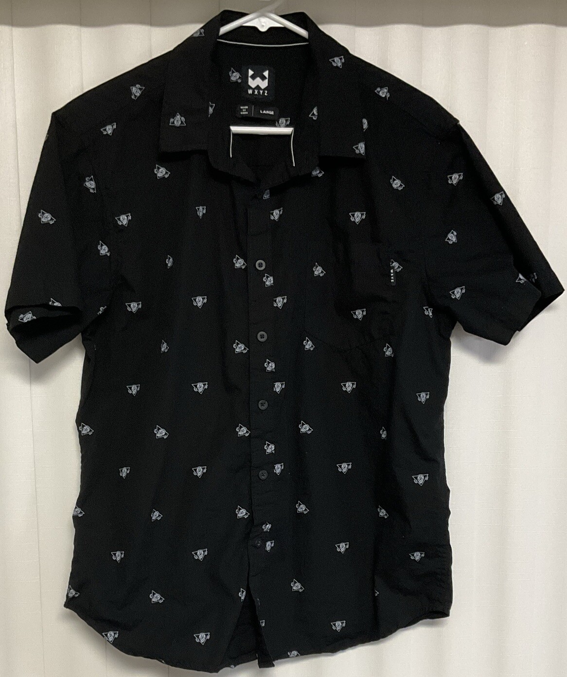 WXYZ Short Sleeve Button Up Shirt Men’s Large Black
