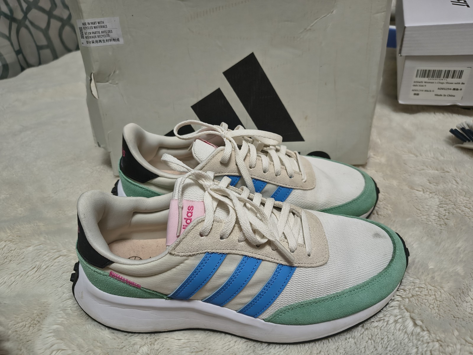 Adidas Run 70s Shoes Womens Sz 9 Athletic Trainers Sneakers (IE6981) Pre-owned