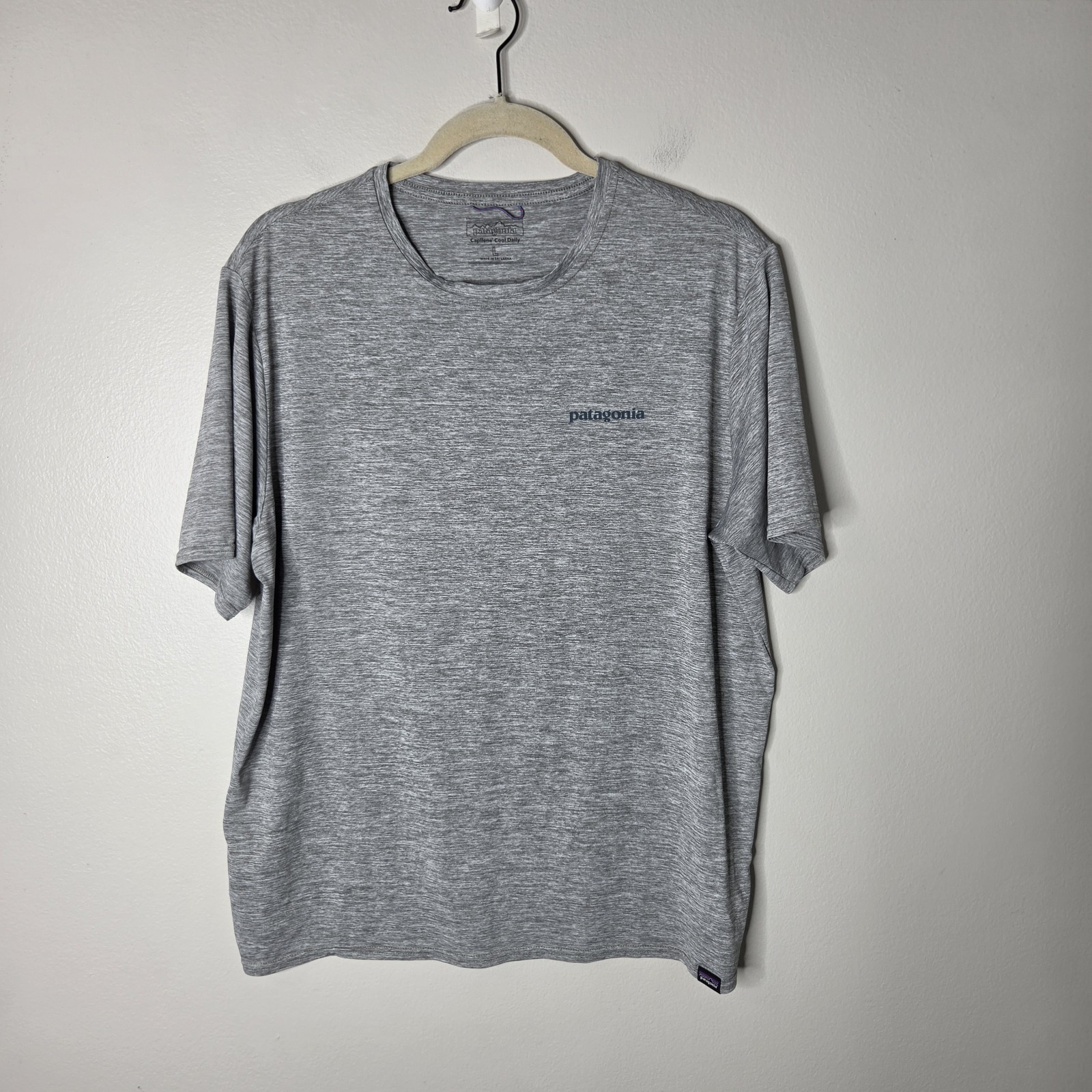 Patagonia L Capilene Cool Daily Short Sleeve Active Tee