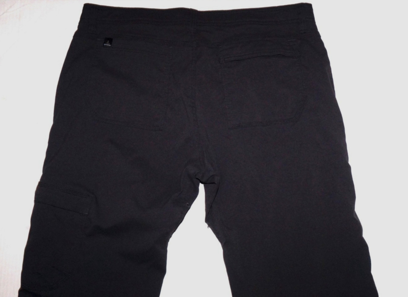 Prana Mens ZION Pants Iron Grey Stretch Convertible Roll-Up Size 36 x 32 A+