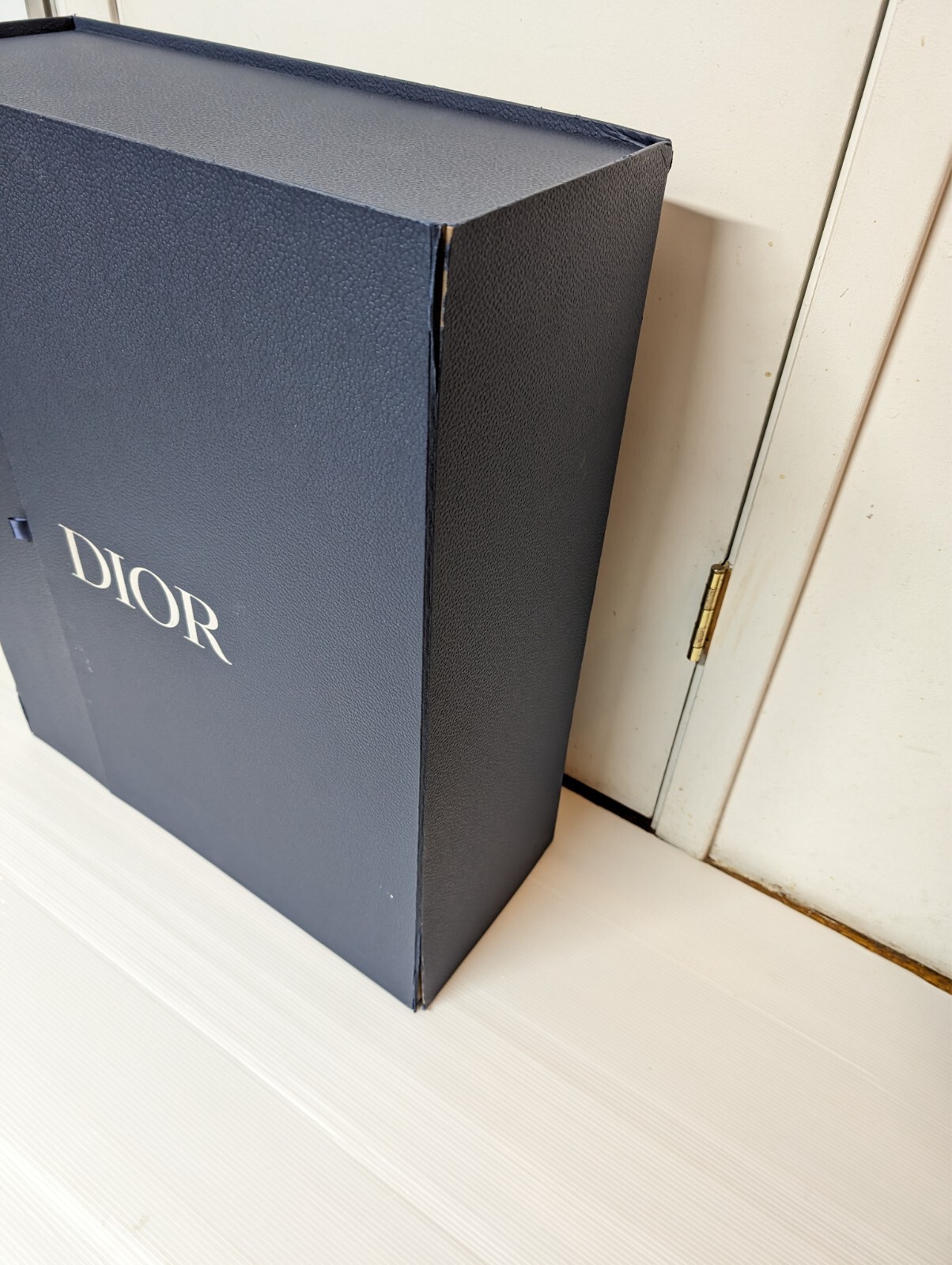 Dior Blue Extra Large Magnetic Gift Box – folds flat – 24.5″ x 20.25″ x 8.75″