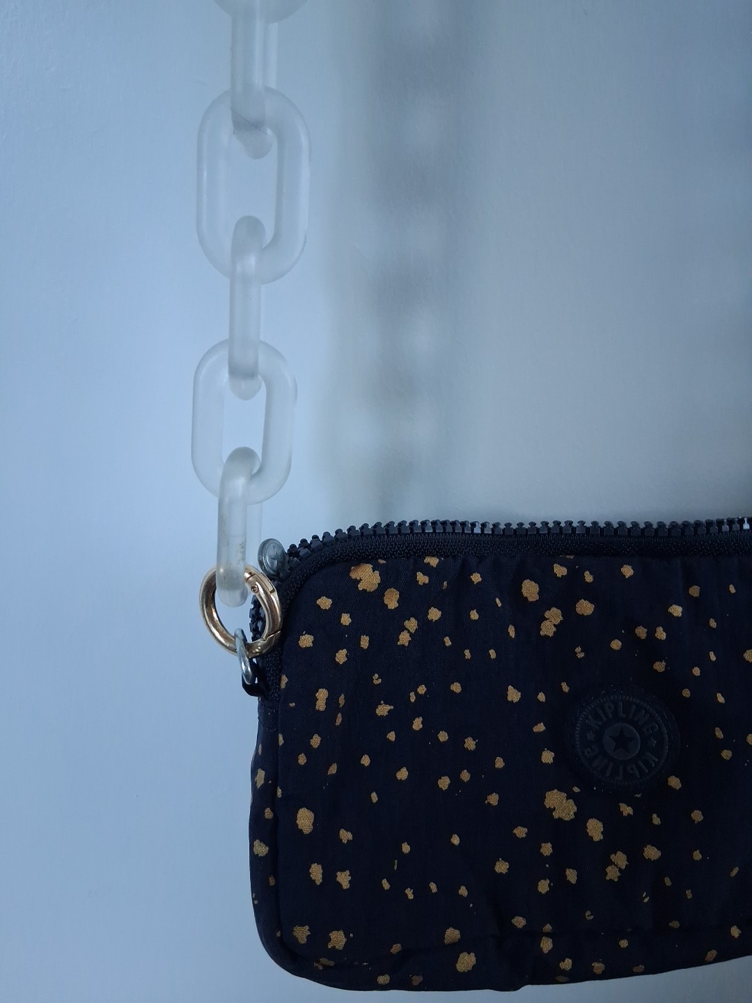 Large Chain Matte Clear Acrylic Handbag Strap Gold Tone Clasp Replace. 21″ Drop