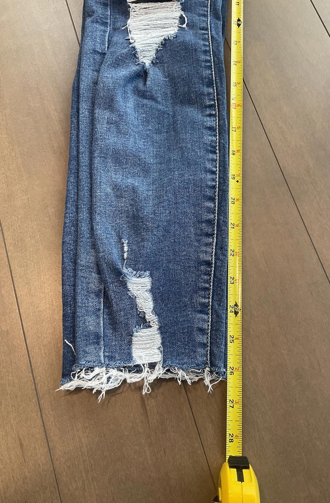 Forever 21 Womens Blue Jeans No Tags Size 28 Waist 30” Hip 26” Inseam