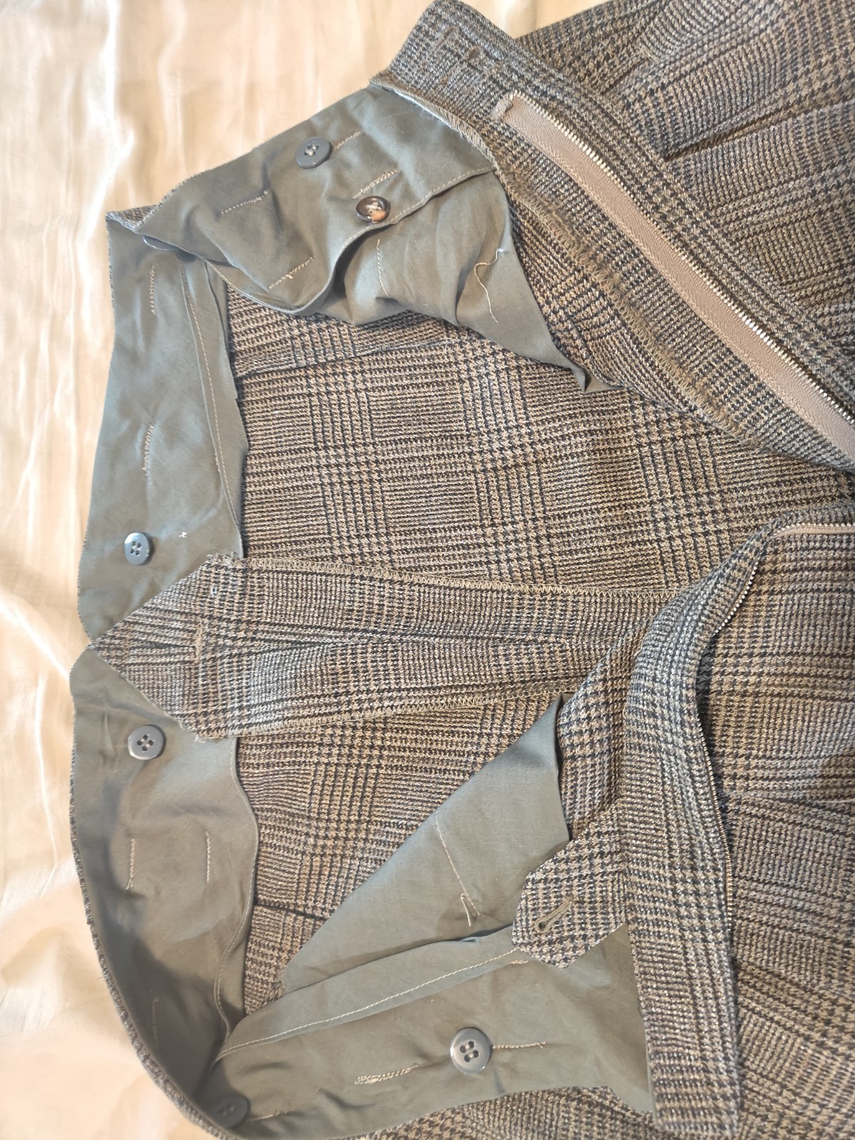 CONNOCK & LOCKIE, BESPOKE, MEN’S BRITISH MADE, PLEATED, DRESS SLACKS Size: 34