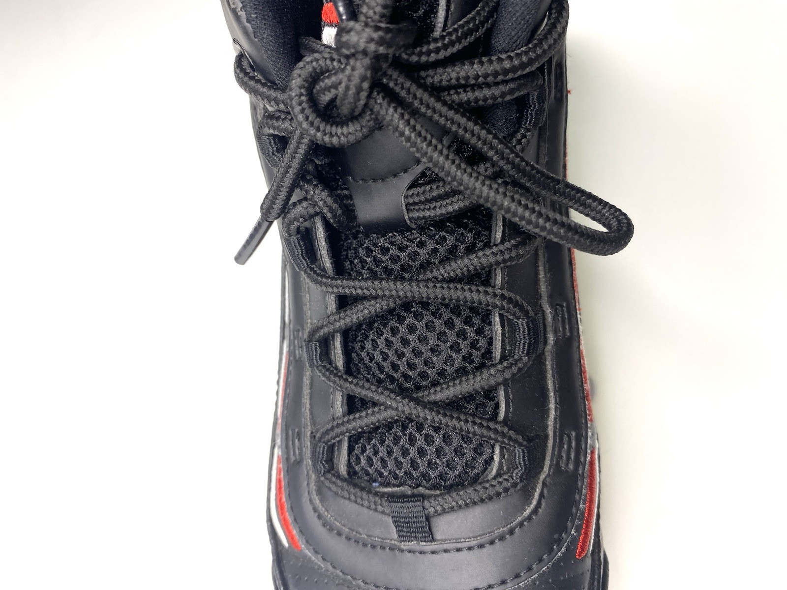 Fila Spitfire Women’s Sneakers Size 6 AUS / 36 EUR /4 US Cleats Black