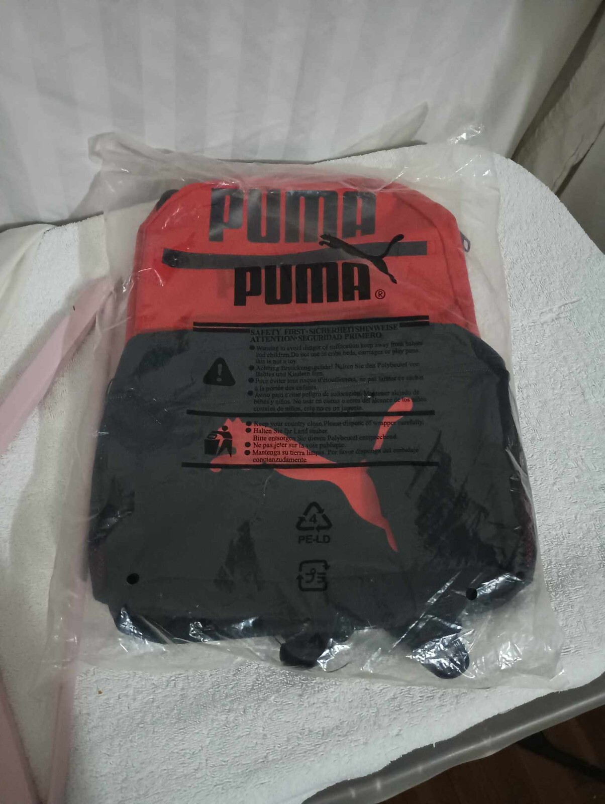 puma backpack red/ black (byt8)