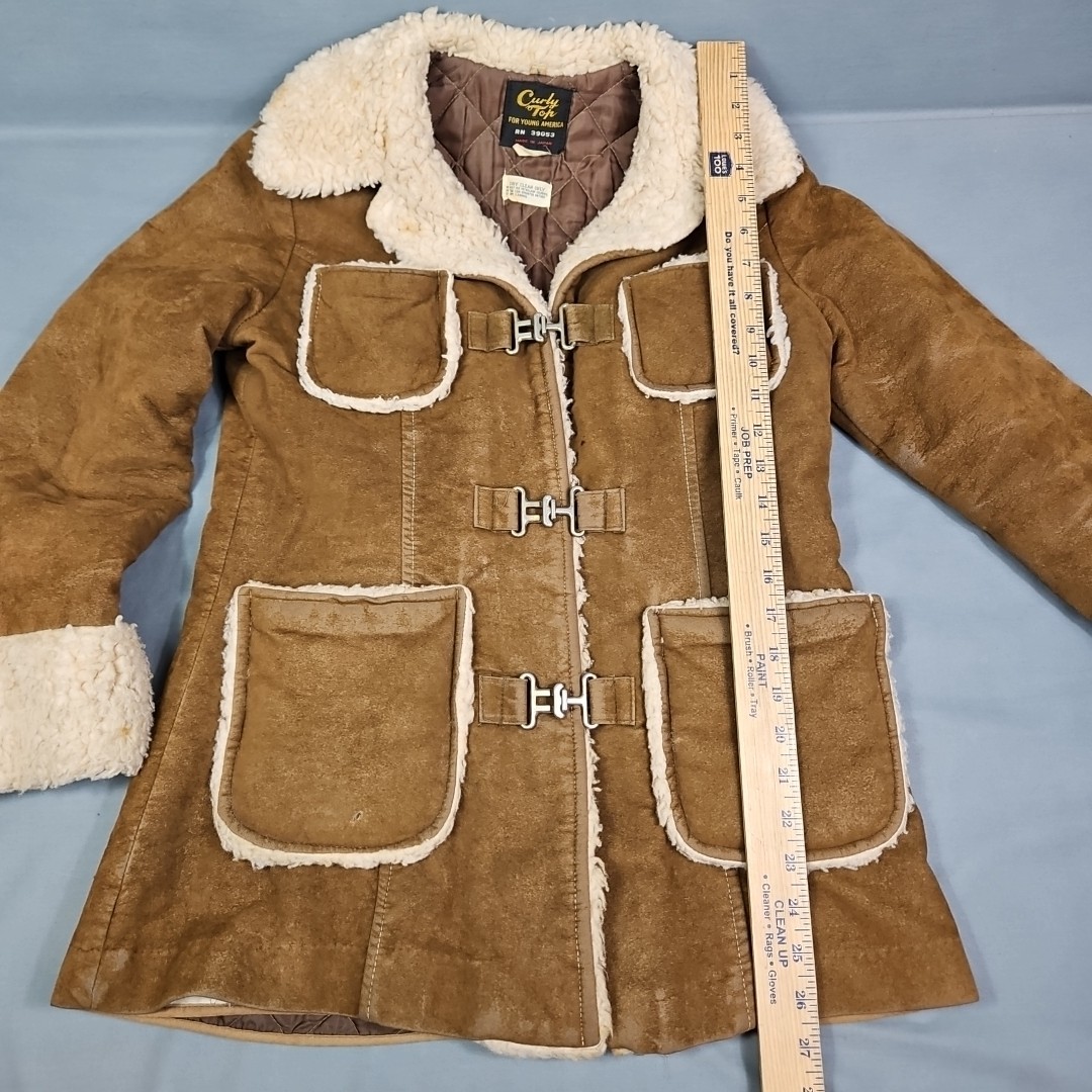 Vtg Curly Top Sheepskin Style Shearling 4 Pocket Lined Clasp Jacket Size 7/8