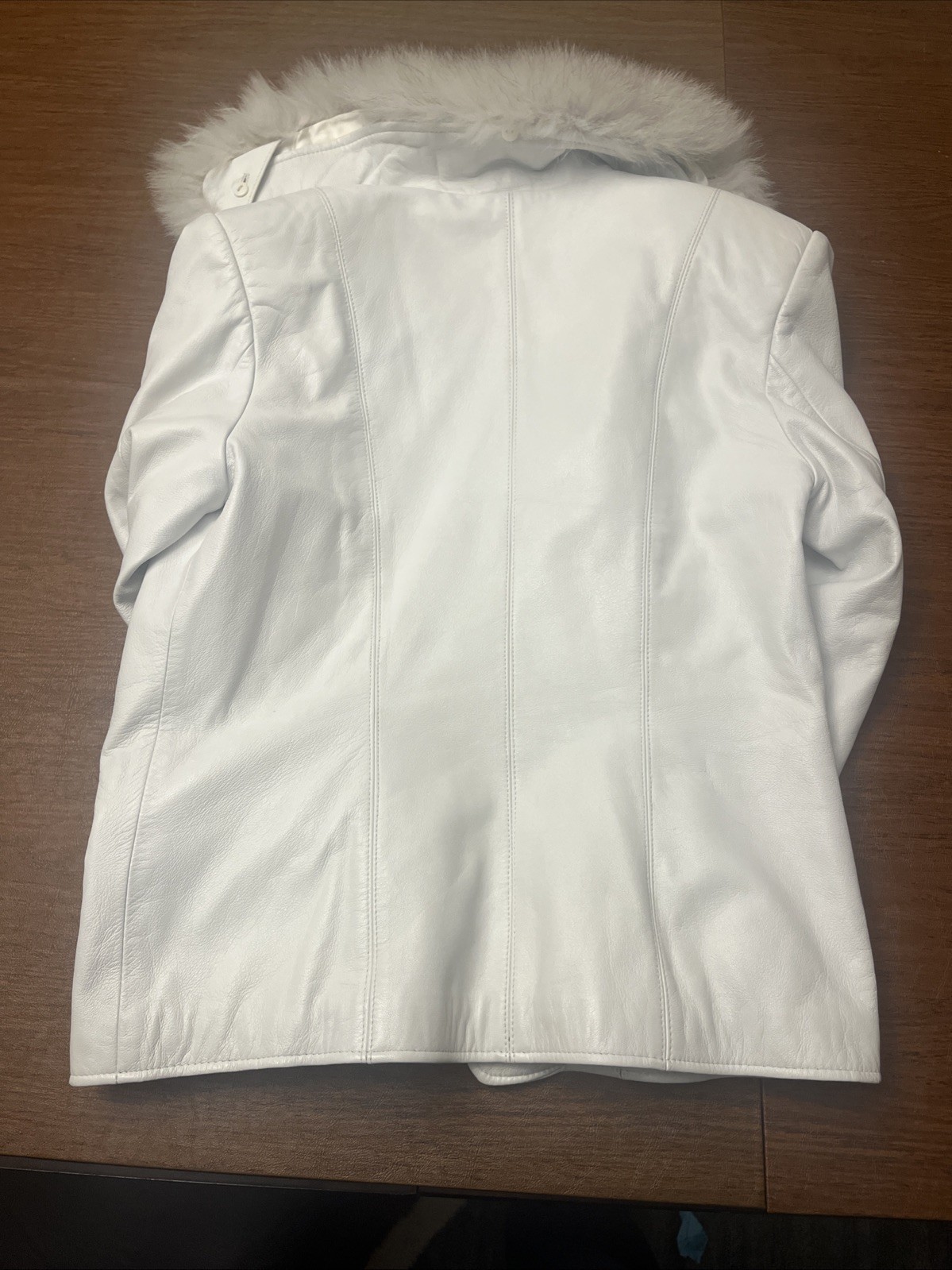 Vintage Genuine Leather White Jacket w/ Fur Collar – YKK Zip – Women’s Small
