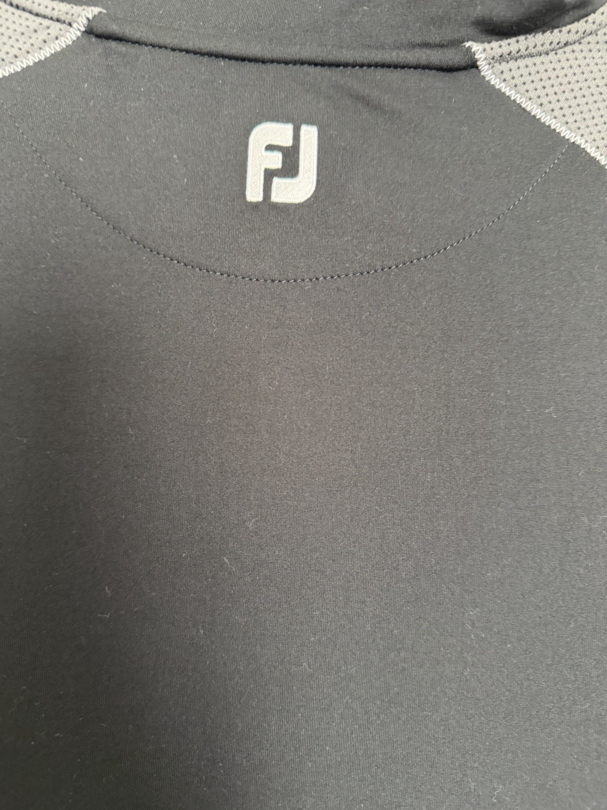 FootJoy FJ Men’s Medium 1/4 Zip Golf Pullover Black Gray Performance Stretch