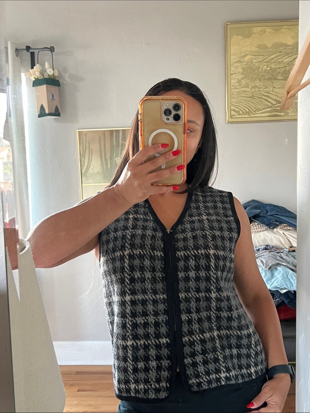 REQUIREMENTS black/tan 100% Wool sweater vest