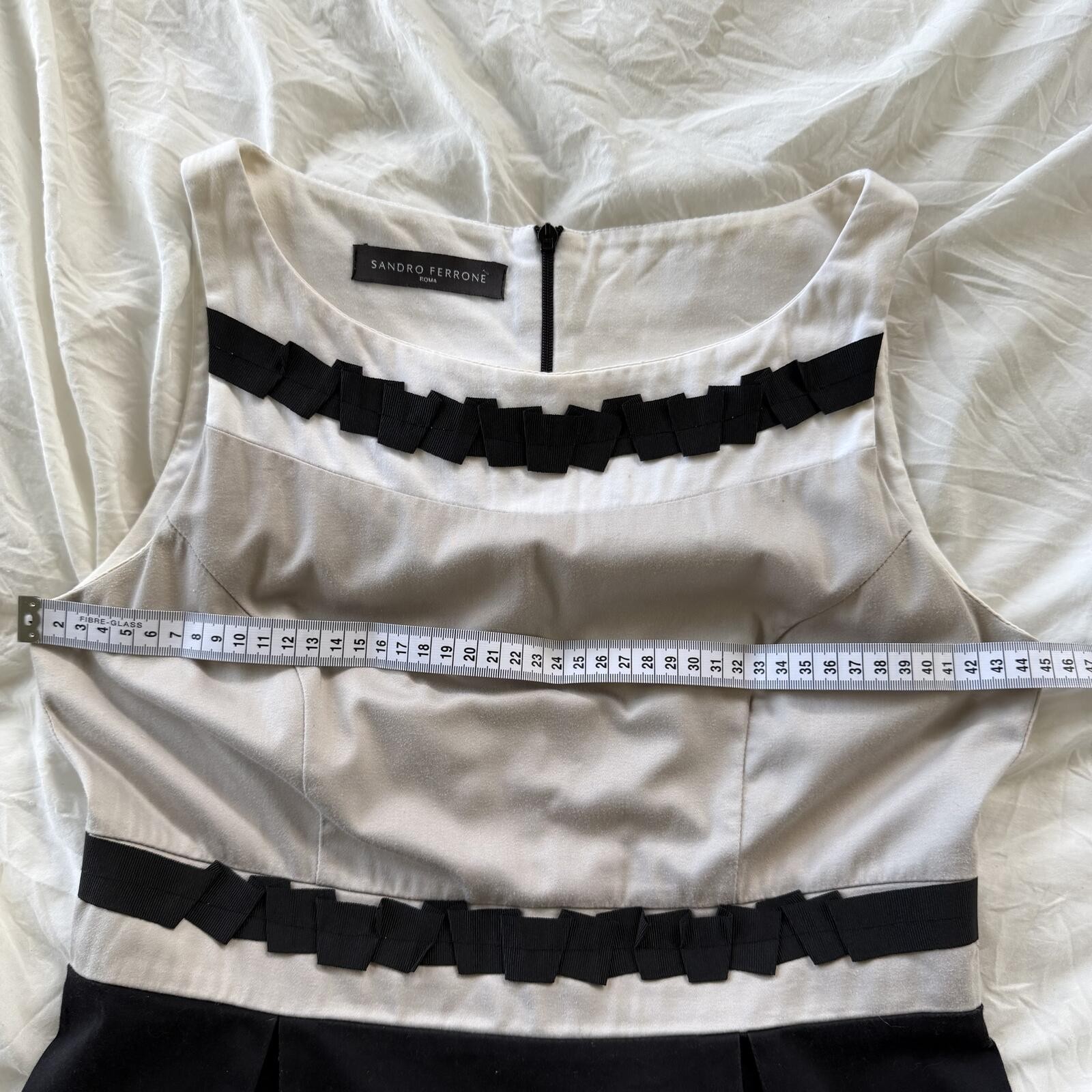 🤍🖤 Sandro Ferrone Roma Made in Italy Dress 🖤🤍
