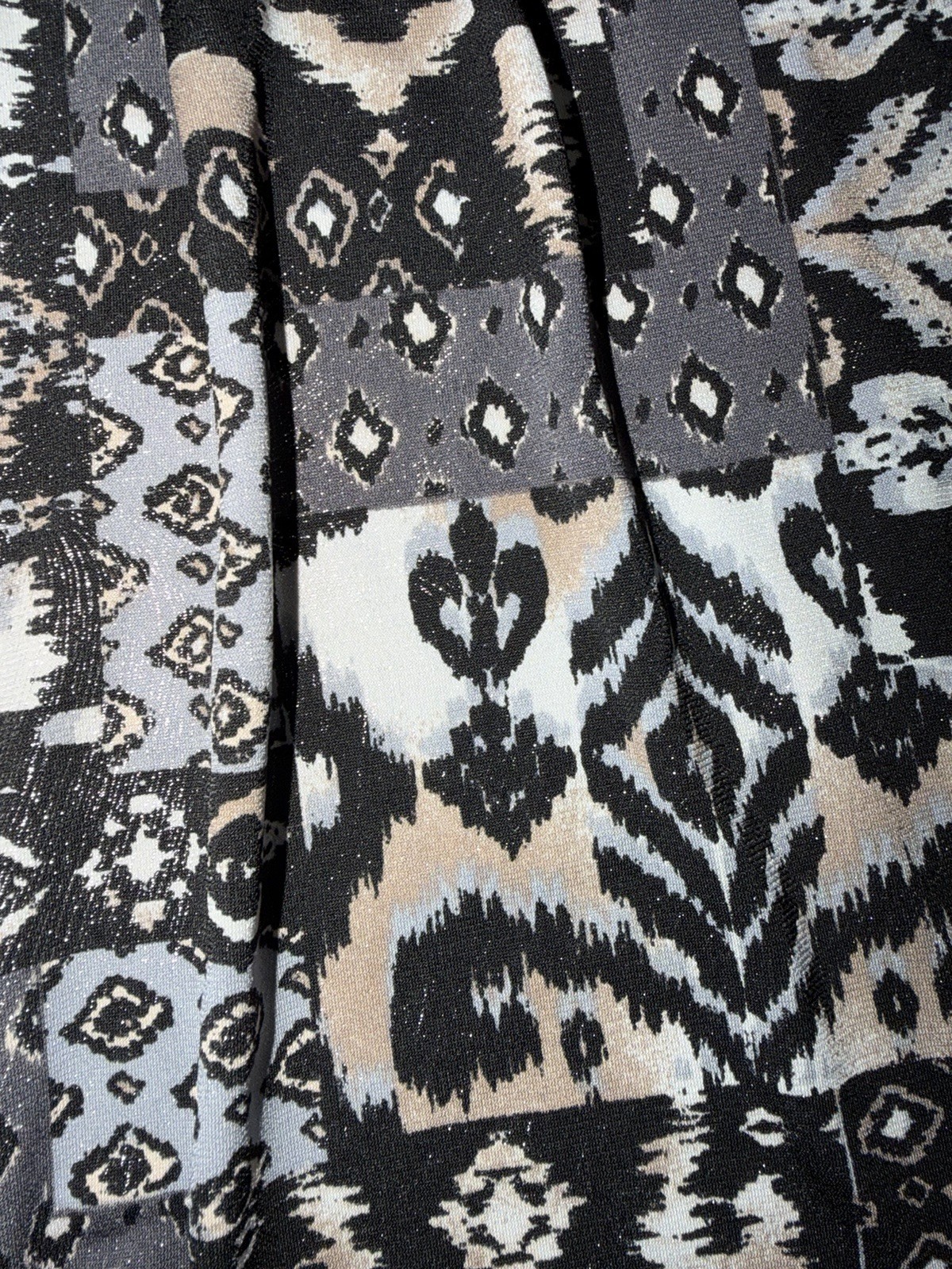 Jones Studio Womens Top Size 2X Sleeveless Blouse Geometric Ikat Silver Sparkle