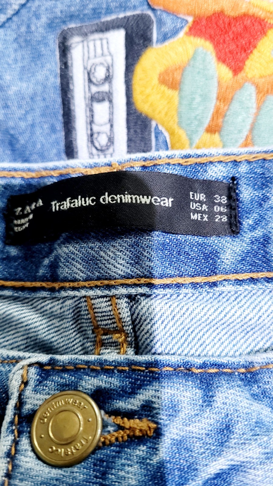 Zara Ladies jeans size 10 / euro 38 bright unusual unique design festival VGC