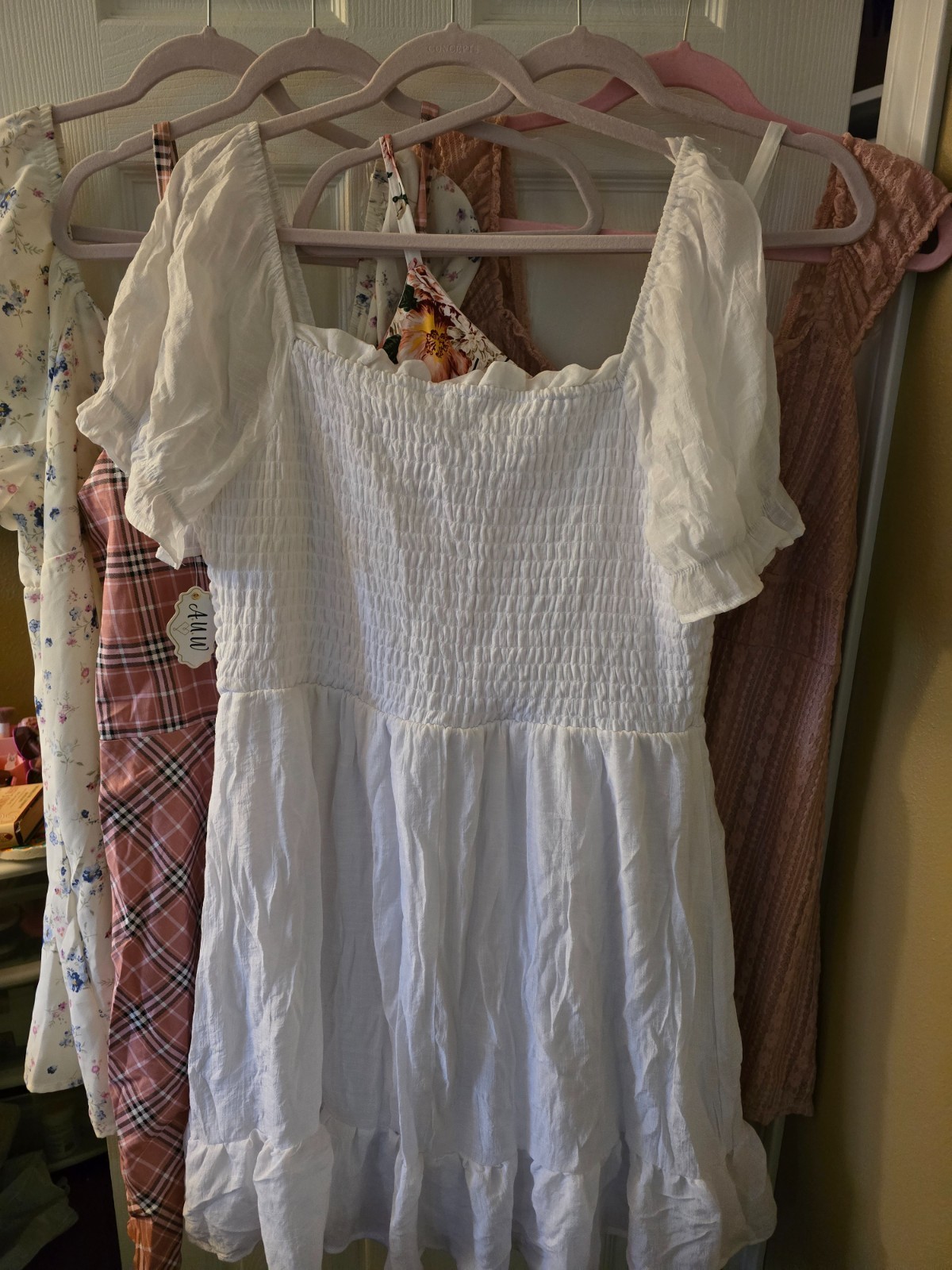 A.U.W. Dress Smocked Sweetheart Neckline Ties Womens Size 2X White Puffy Sleeves