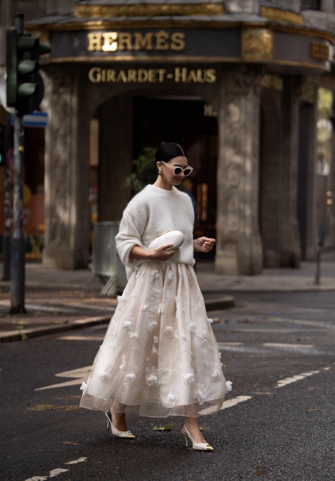 Marielle Stokkelaar Almelo CHLOE White Skirt Taffeta & Tulle w/ Flowers $299 O/S