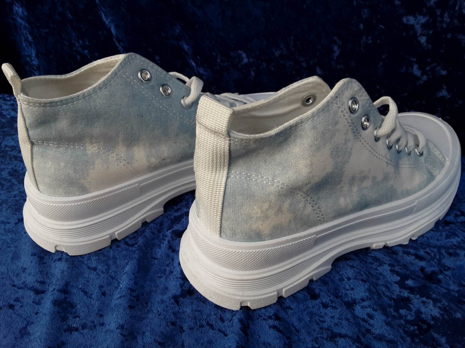 Top Price casual shoe, everyday shoe, sports shoe, sizes: 36,37,38,39,40,41, NEW