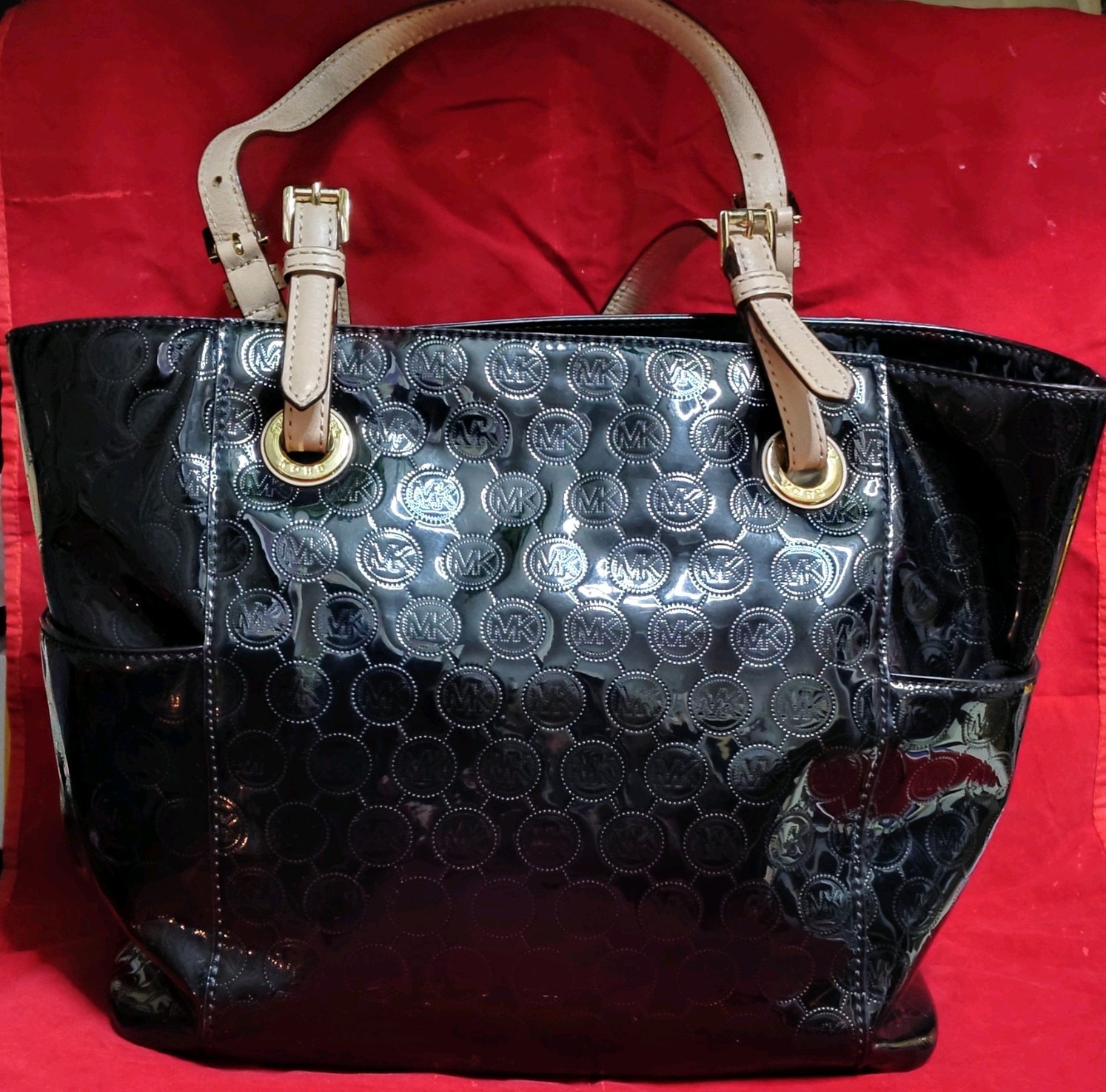 Michael Kors Black Patent Leather Jet Set Tote