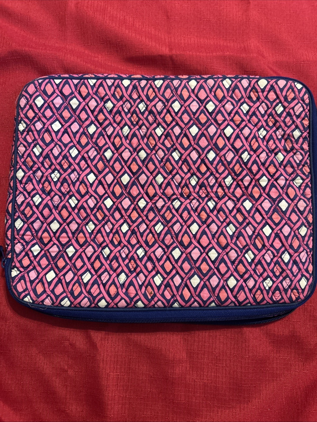 Vera Bradley Quilted Laptop Case / Sleeve 14” (w) x 11.5” Tall. Pink Blue