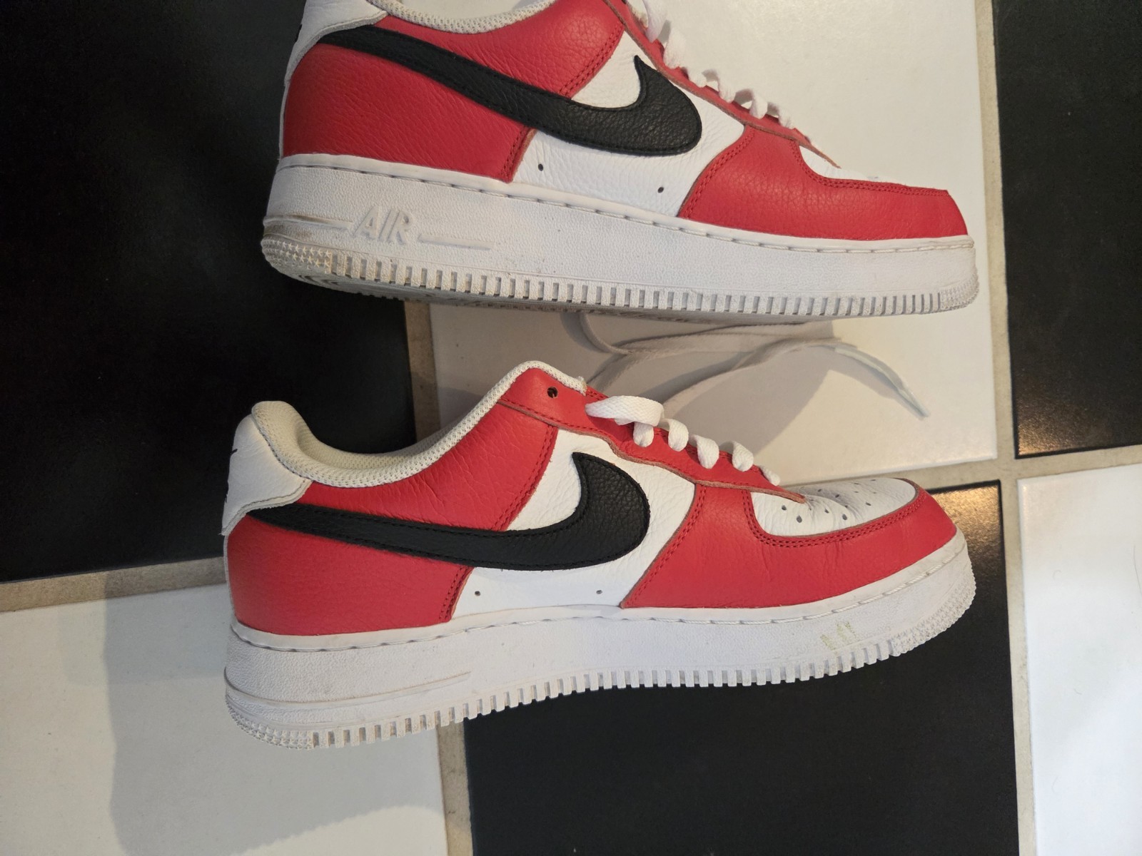 Nike Air Force 1 Low Top Men’s Sneaker Red/White/Black Colorblock Lace-Up