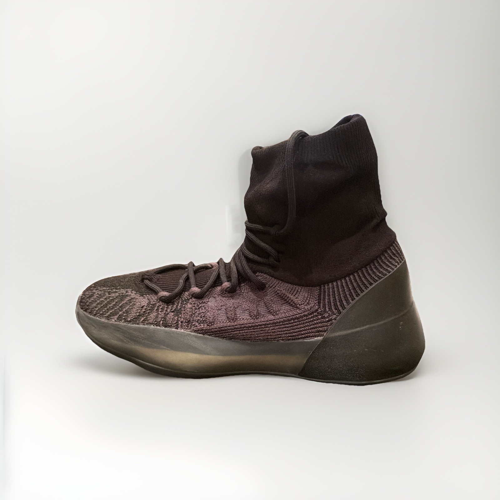 Yeezy Knit Basketball Shoes Size 10 Men’s