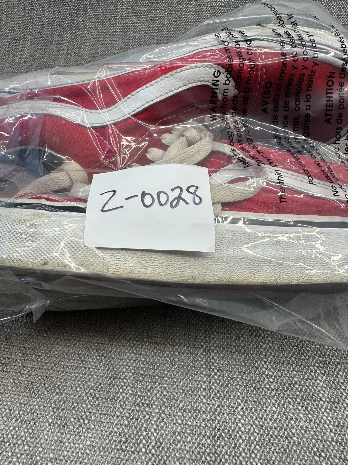 Vans Old Skool Unisex M7.5/W9 Skateboarding Shoes Red Suede Athletic Sneakers