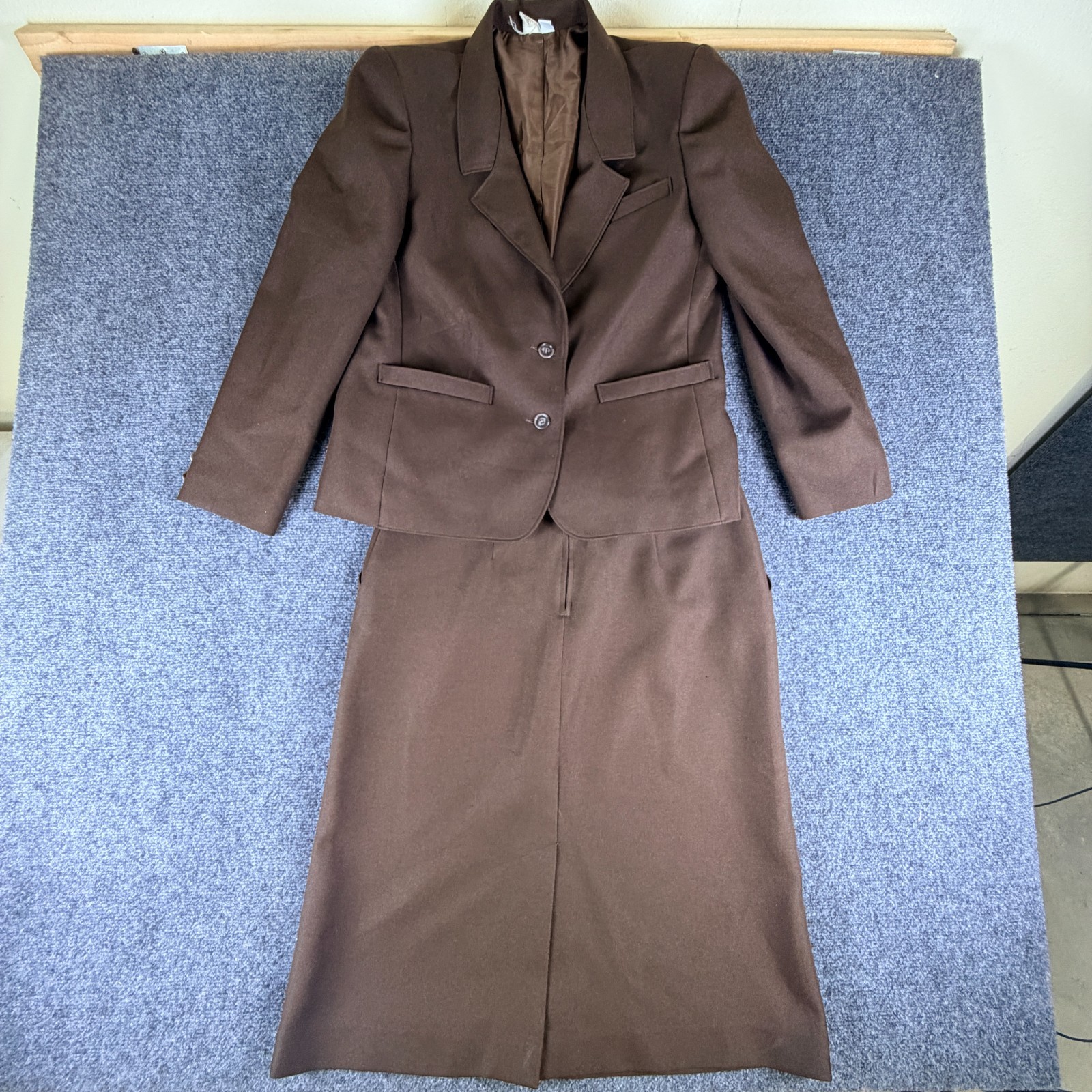 Sears Two Piece Skirt Suit Set Womens 12/14 Brown Perma Prest Notch Lapel Slit