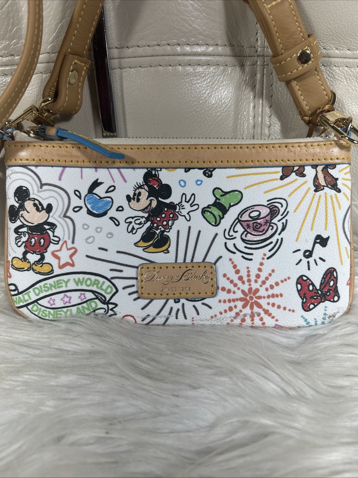 Dooney Bourke Disney Mickey Mouse Minnie Wristlet And Added Mautto Strap!