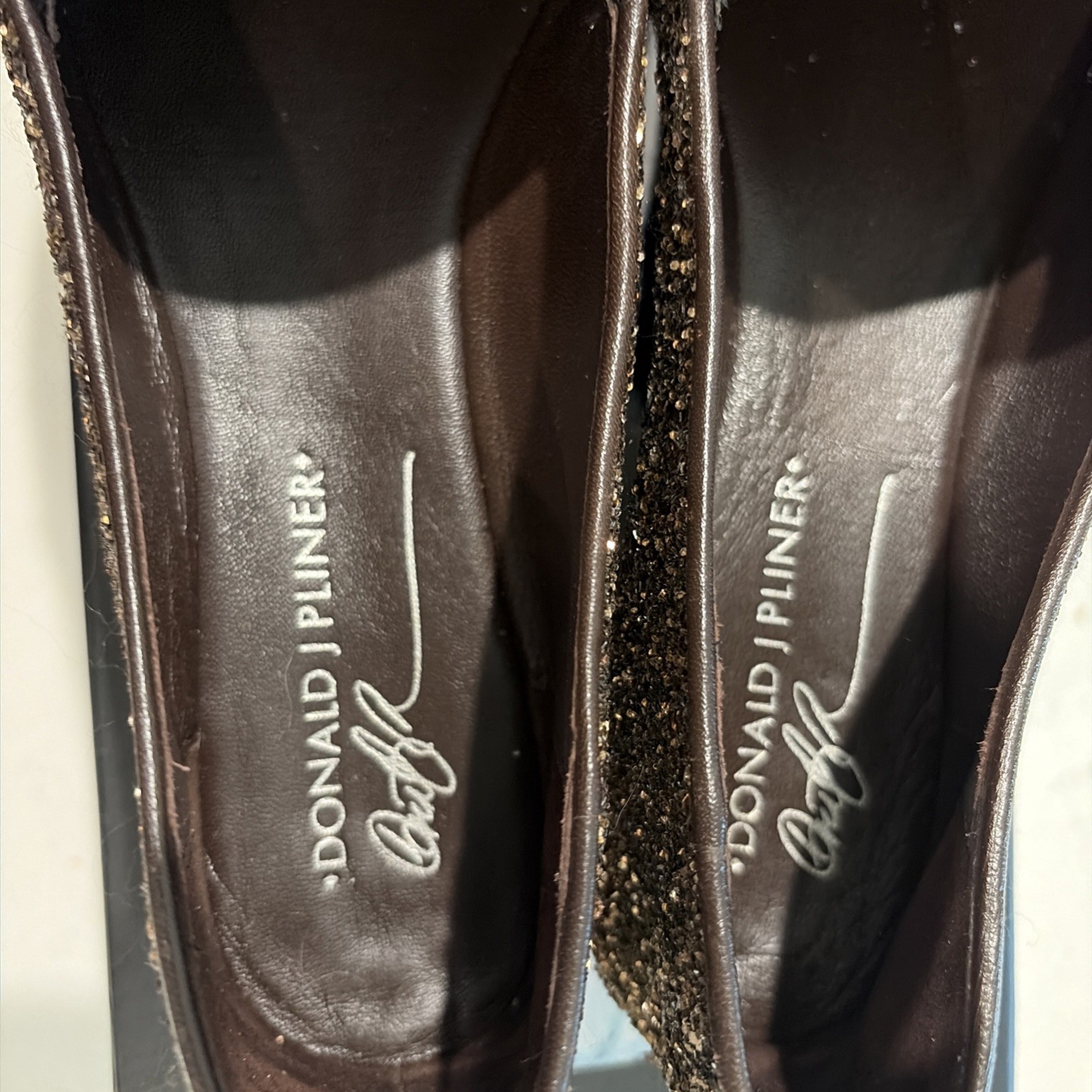Donald Pliner Women’s Denny Loafer Style Slip-On Shoes Sz 10 Bronze Sparkle