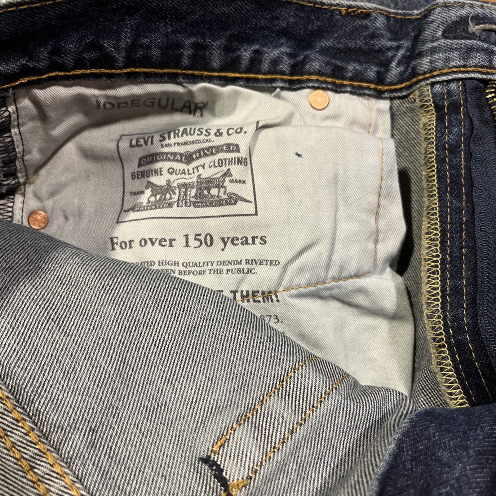 Levi’s Premium 568 Loose Straight Blue Jeans 38×32