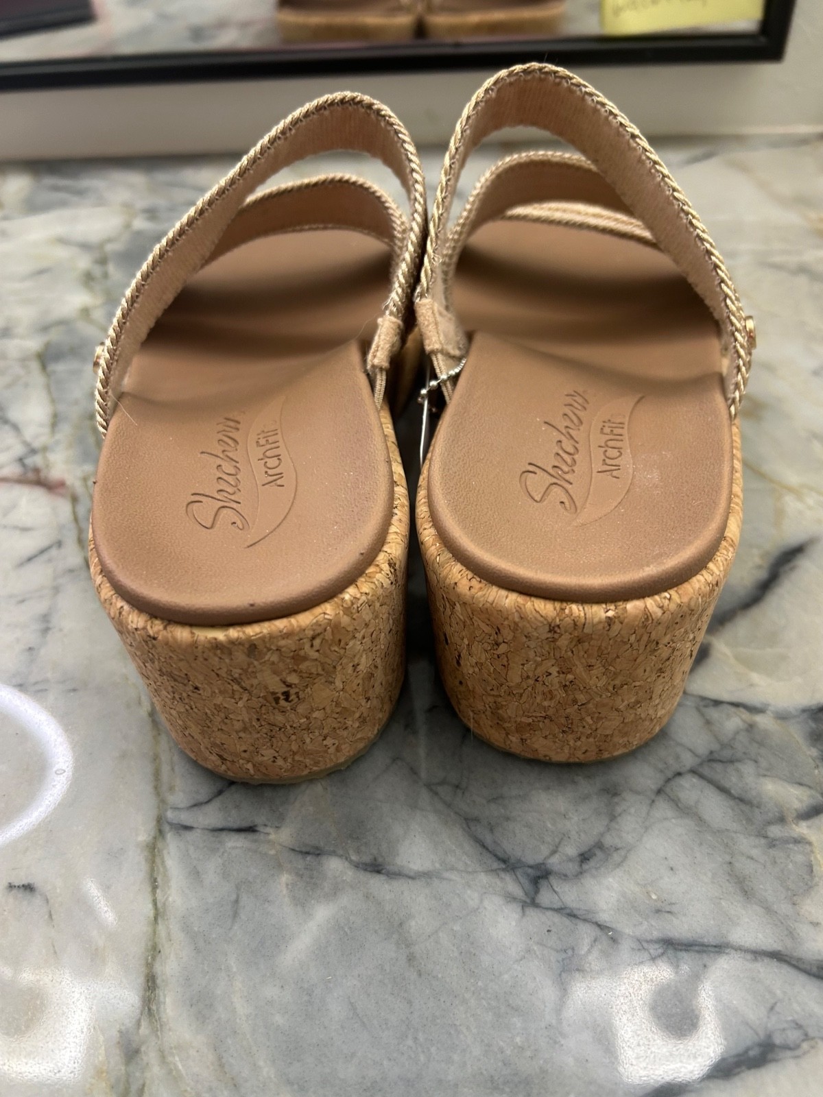 Skechers Arch Fit Beverlee Sandals