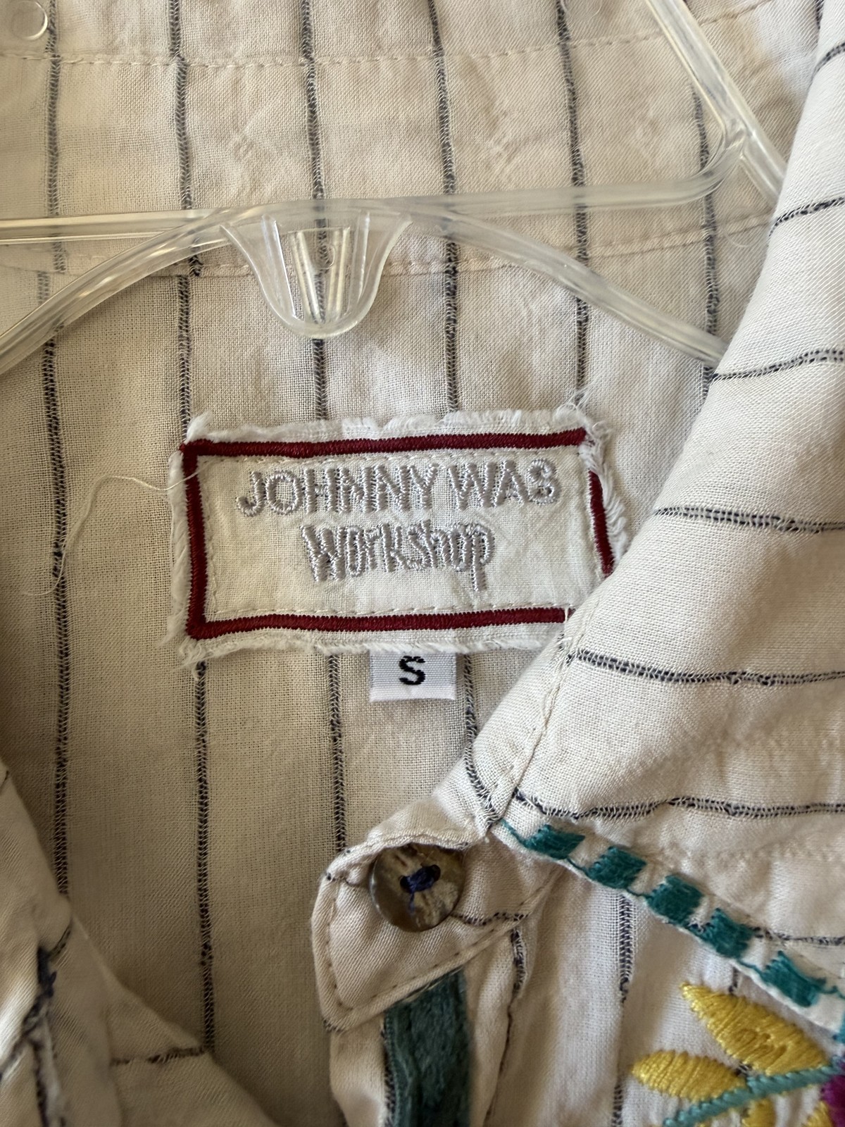Johnny Was Workshop Ivory Pinstripe Cotton Embroidered Floral Blouse Sz S