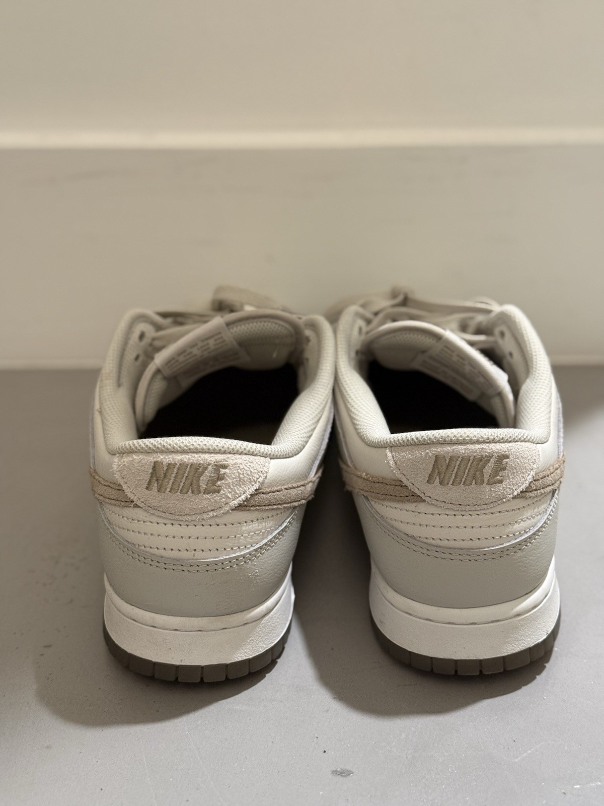 Nike Dunks Low Size Men’s 11 Grey, White, Beige Used