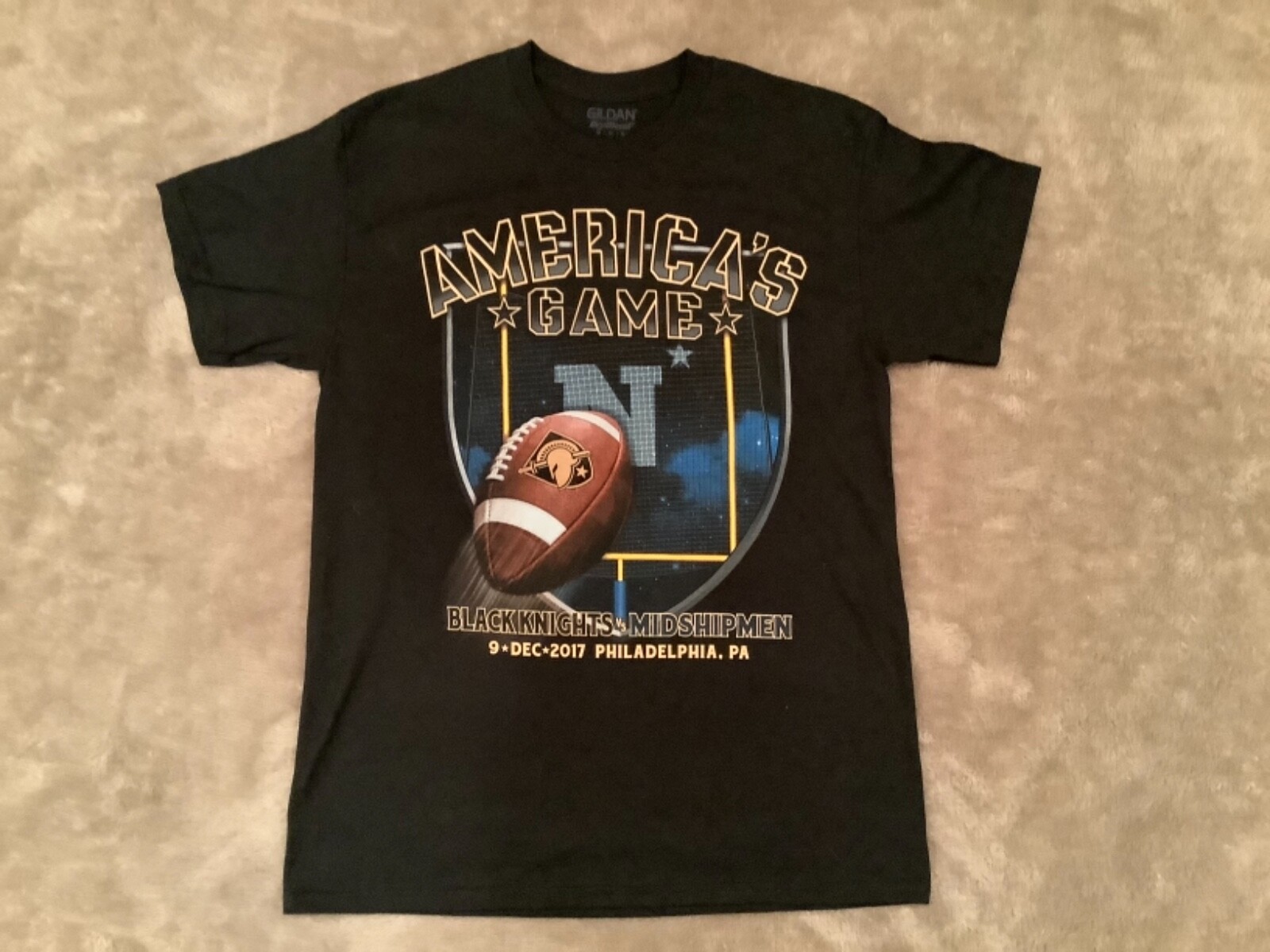 Army Black Knights vs Navy Midshipmen 2017 Football Game T-Shirt MEDIUM Phila