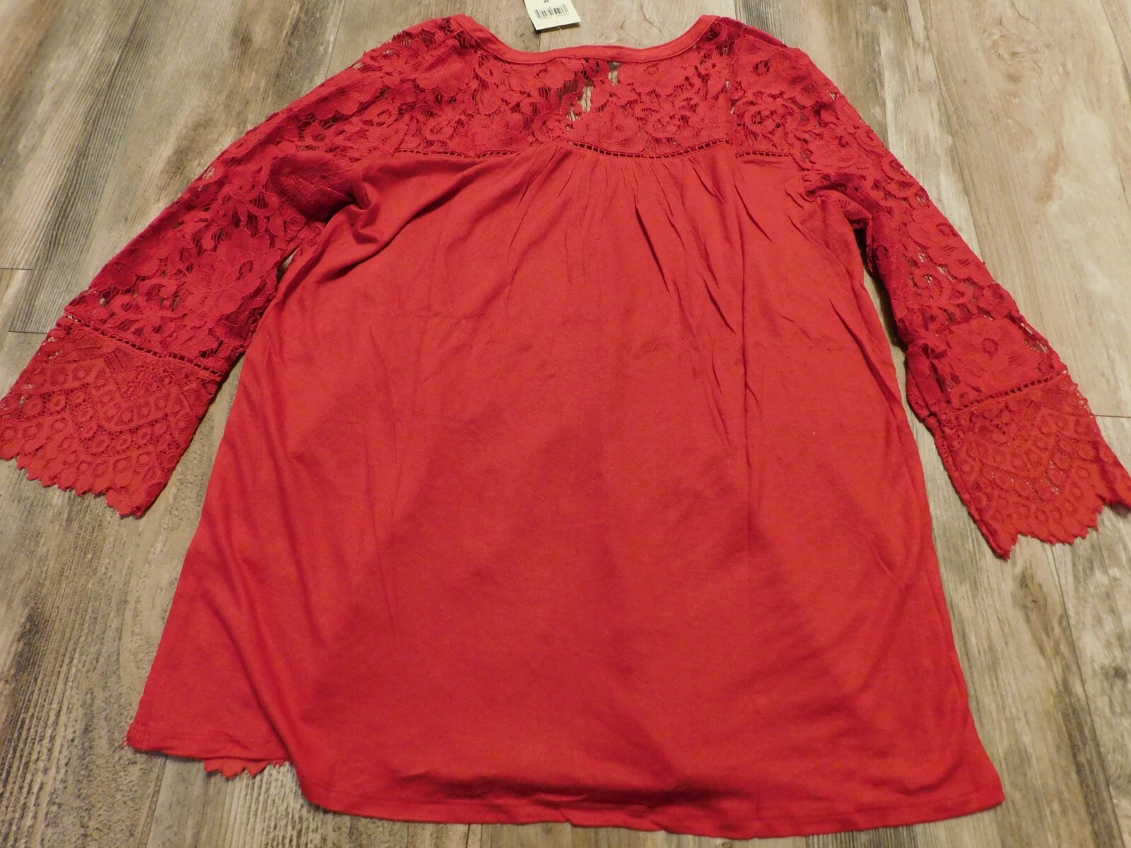LUCKY BRAND RED LACE TOP SIZE MEDIUM NEW $59.5