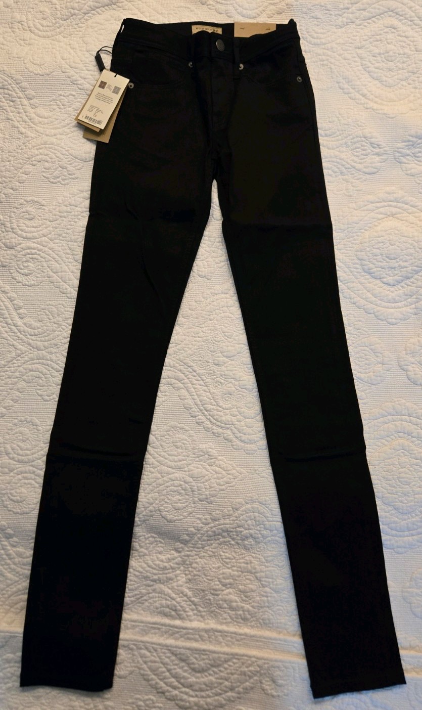 Burberry London England Men’s Slim Fit Black Denim Jeans W24