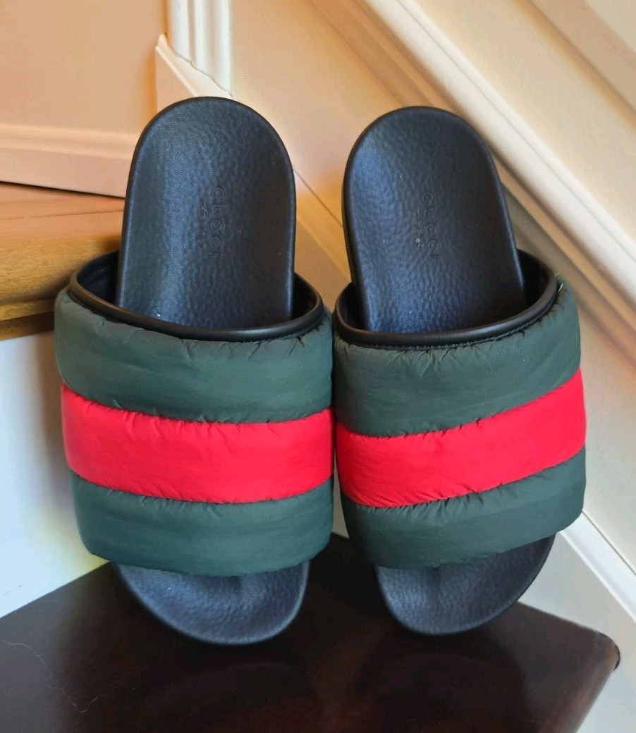 GUCCI Womens Padded Puffy Stripe Pool Slides EU 38 US8-8.5 Slipe On Nylon Rubber