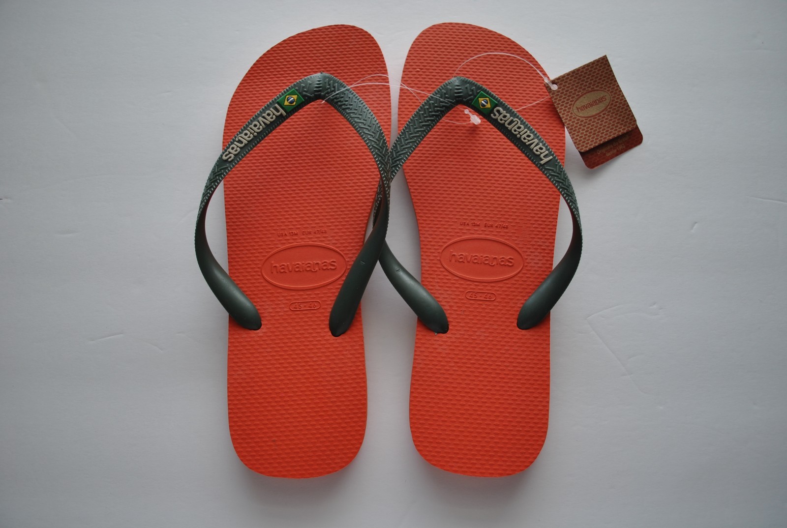 Havaianas Men / Women Flip Flops – You Choose (1 pair)