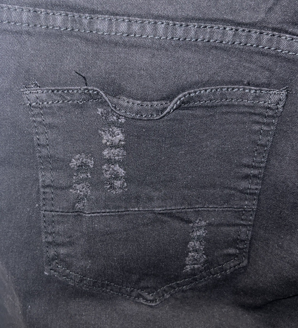 Waimea Mens Black Distressed Stretch Skinny Fit Jeans NWT MSRP $65 S/M4765D