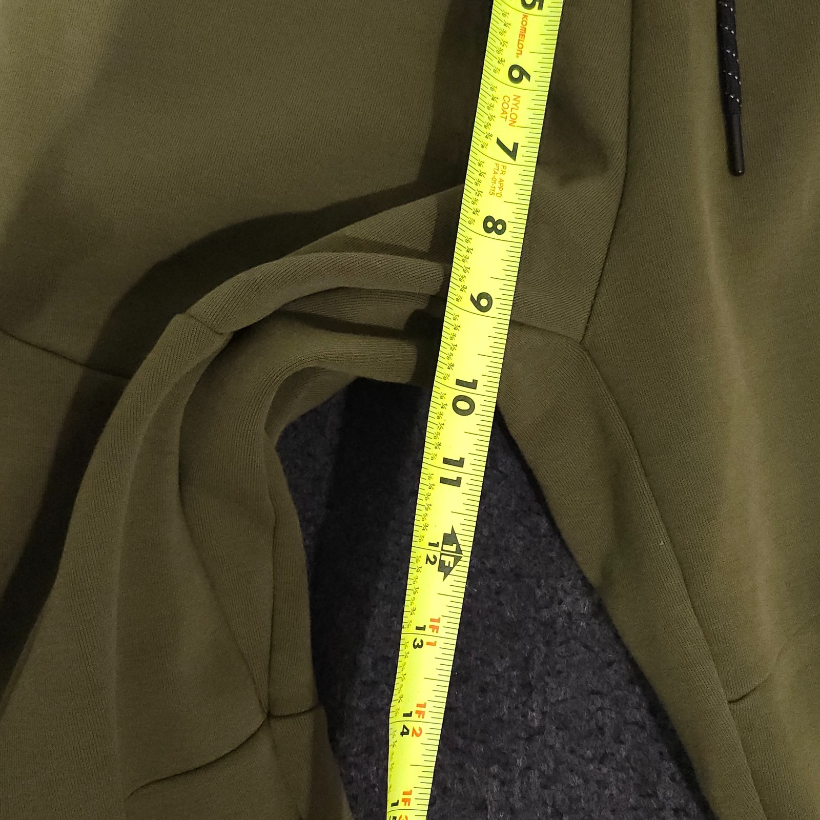 Nike Tech Fleece Jogger Sweatpants Mens Medium Olive Green Drawstring Sportswear