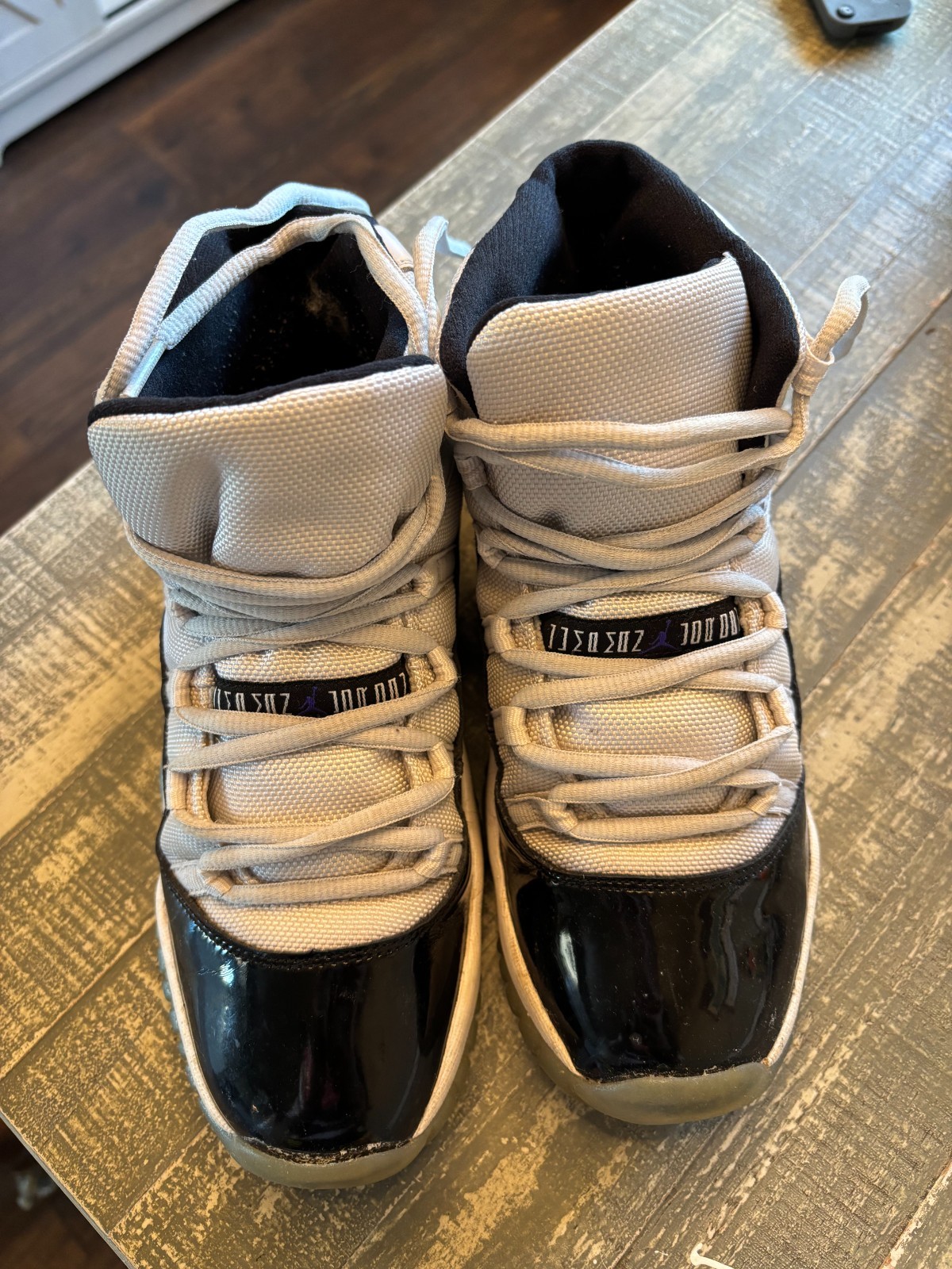 Air Jordan 11 Retro Concord 2018 Size 4Y/4.5Y Women’s 6 Used