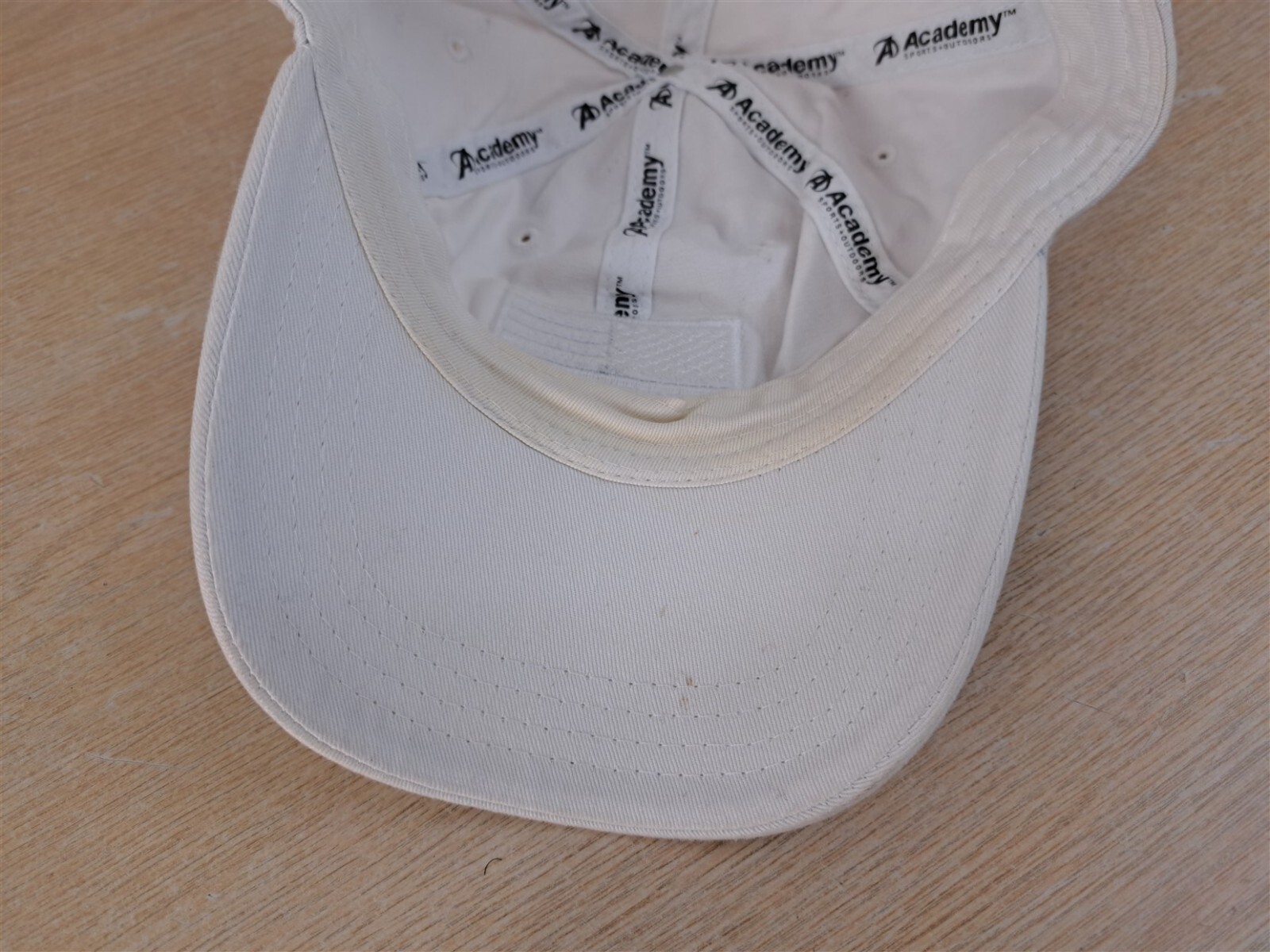 ACADEMY SPORTS OUTDOORS USA FLAG ADJUSTABLE STRAPBACK BASEBALL HAT/CAP, WHITE