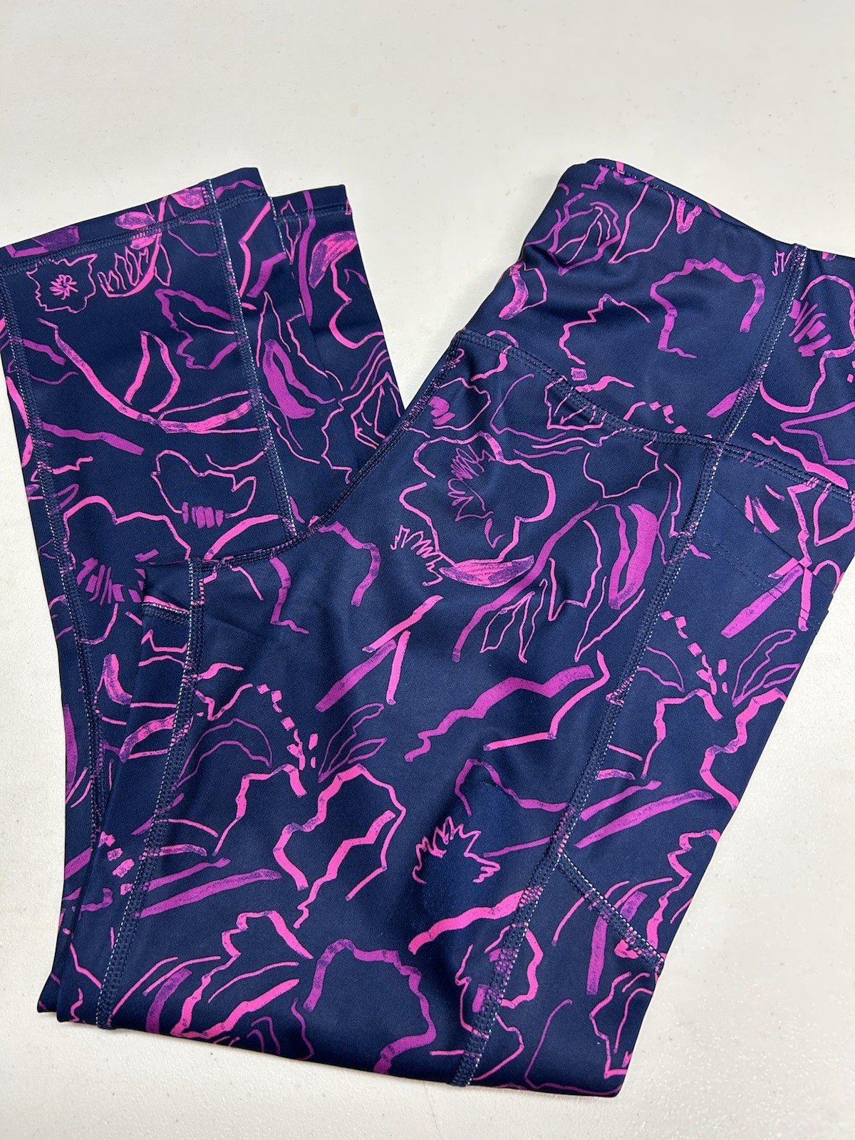 Avia Women’s Print Capri W/side Pocket Size S 4/6 NWT