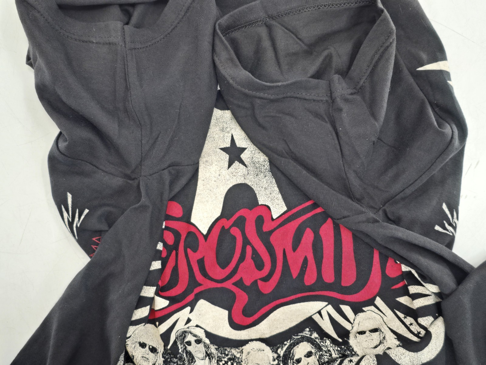 Aerosmith 2009 World Tour Concert T-Shirt Adult Size Medium (M)