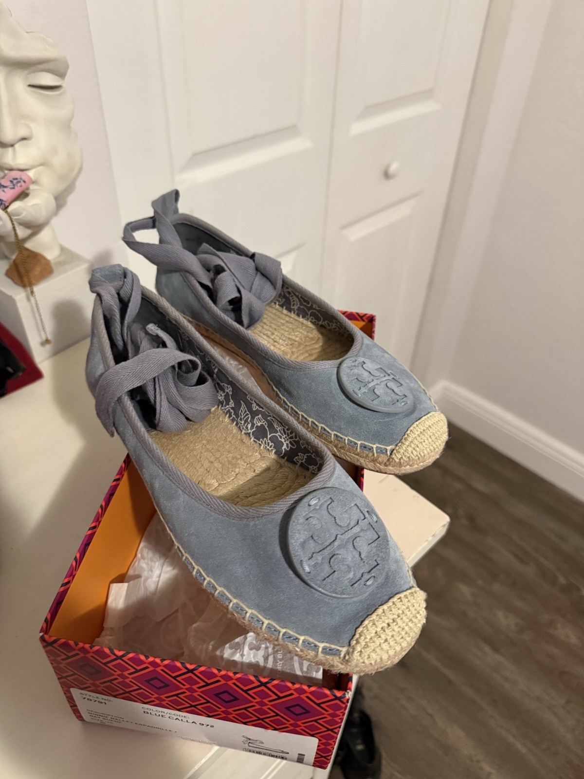 Tory Burch Blue Suede Espadrille Ballet Flats Round Toe Logo Accent Women’s 9