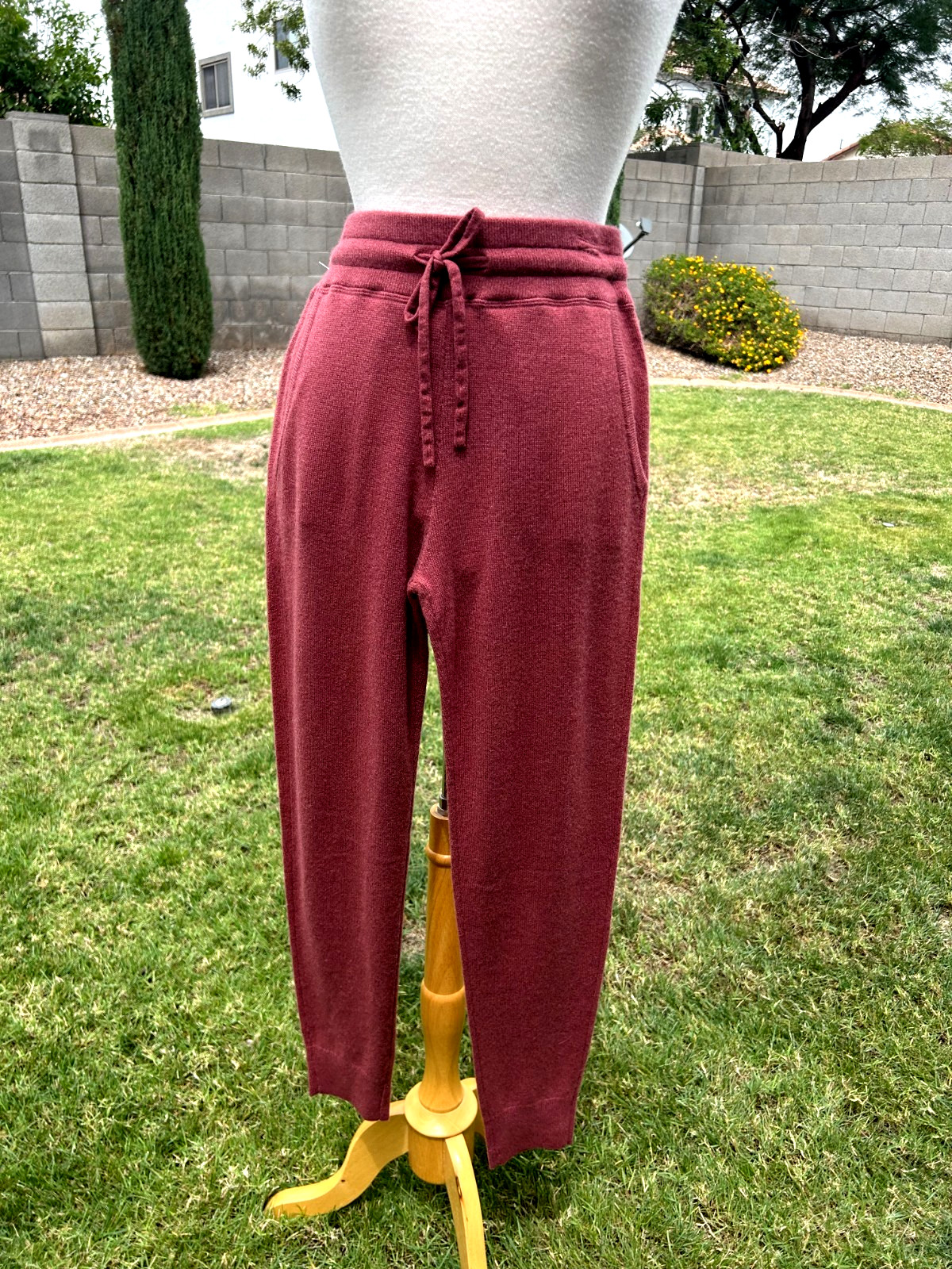 Van Winkle & Co Cashmere 2 PC Lounge Set Womens M Rosewood $276 Luxurious NWT