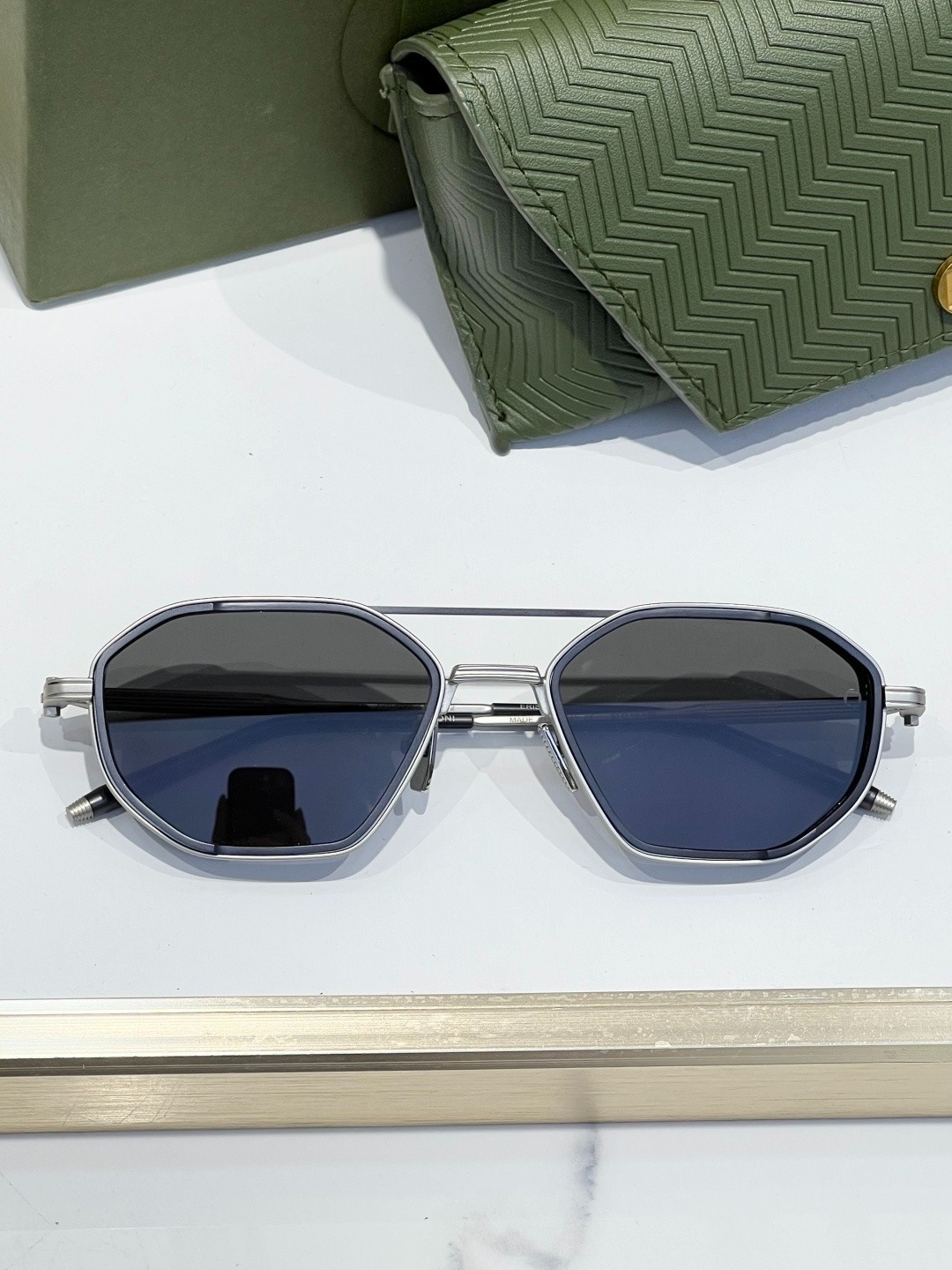 Akoni AKS-508 Geometric Sunglasses 51-19-140 Titanium Made in Japan