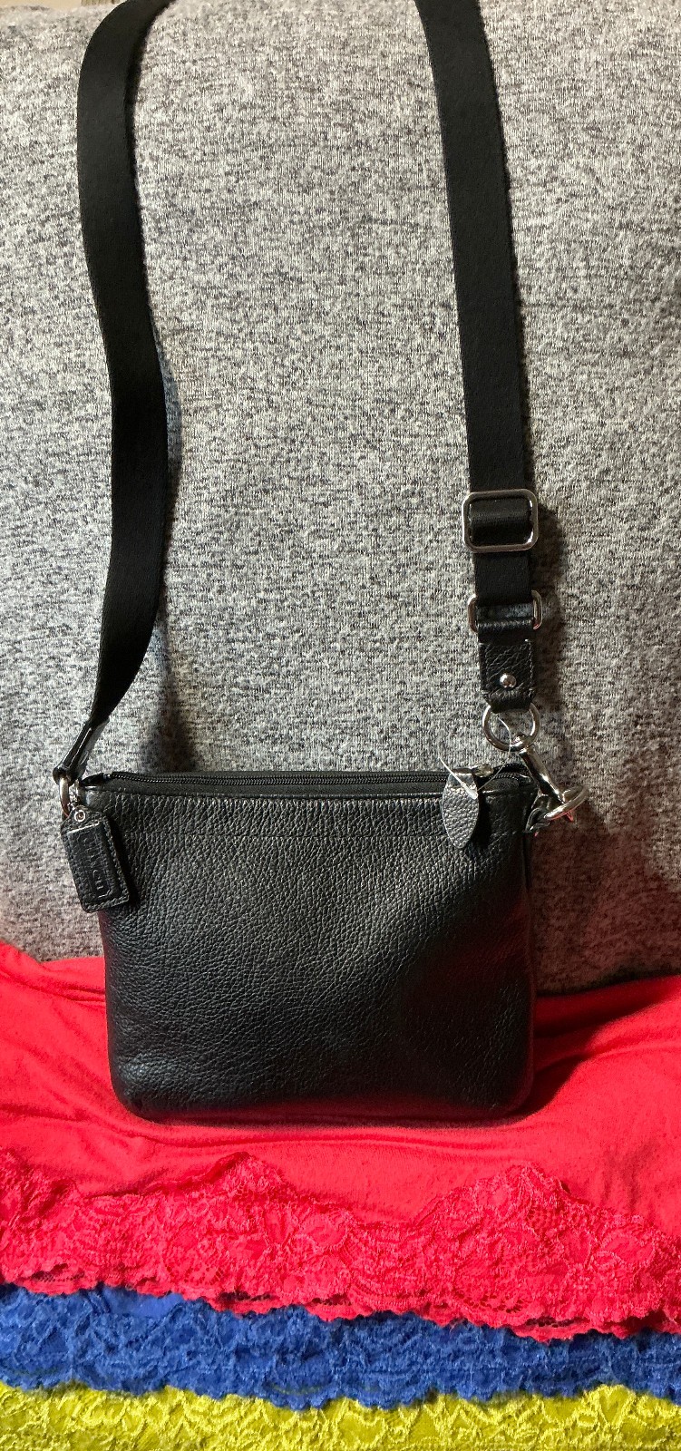 Coach Black Pebble Grain Leather Turn Lock Zip Messenger Shoulder Body Crossbody