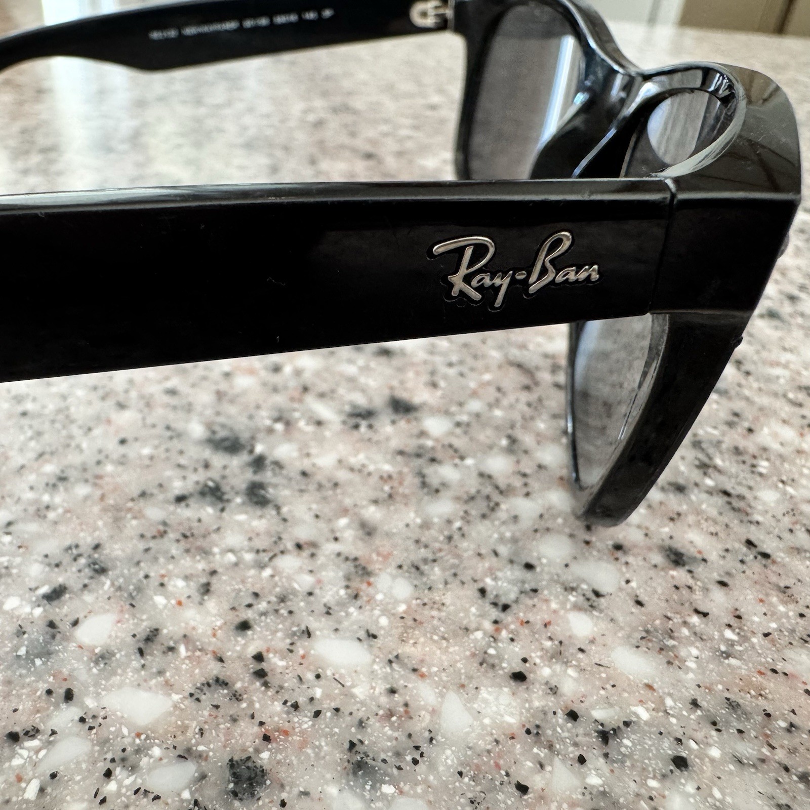 Ray-Ban RB2132 New Wayfarer Polarized Sunglasses Black/Gray 58-18 145 FRAME ONLY