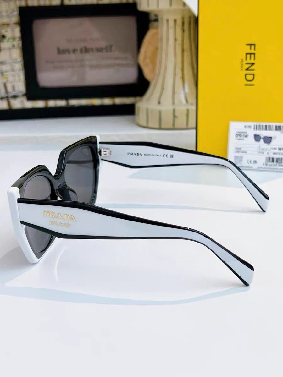 PRADA PR15W White-framed sunglasses with black lenses 54 19-140